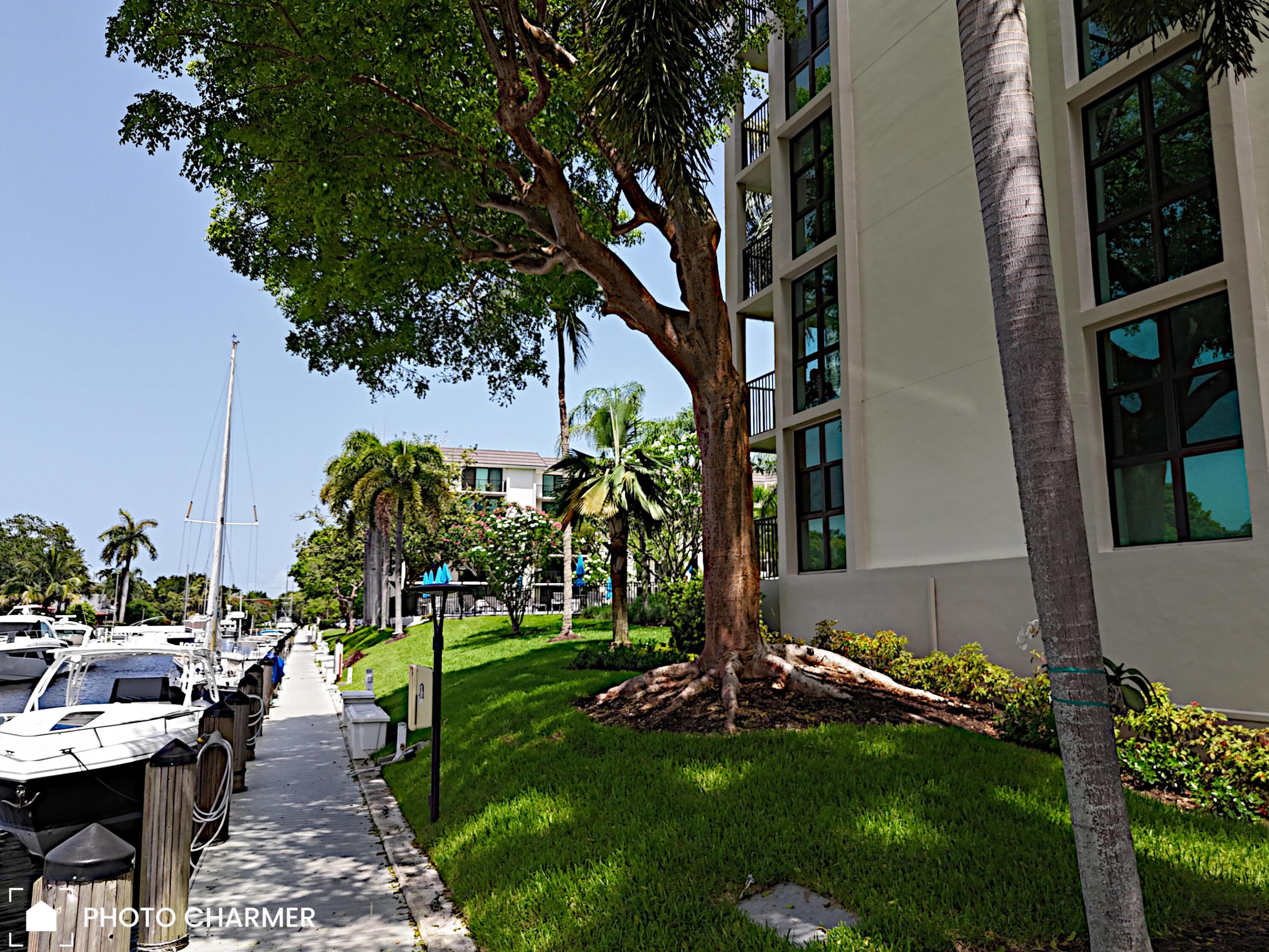Boat dockage is offered to owner residents at about $40 per ft - per year for boats up to 50' OAL (when available)