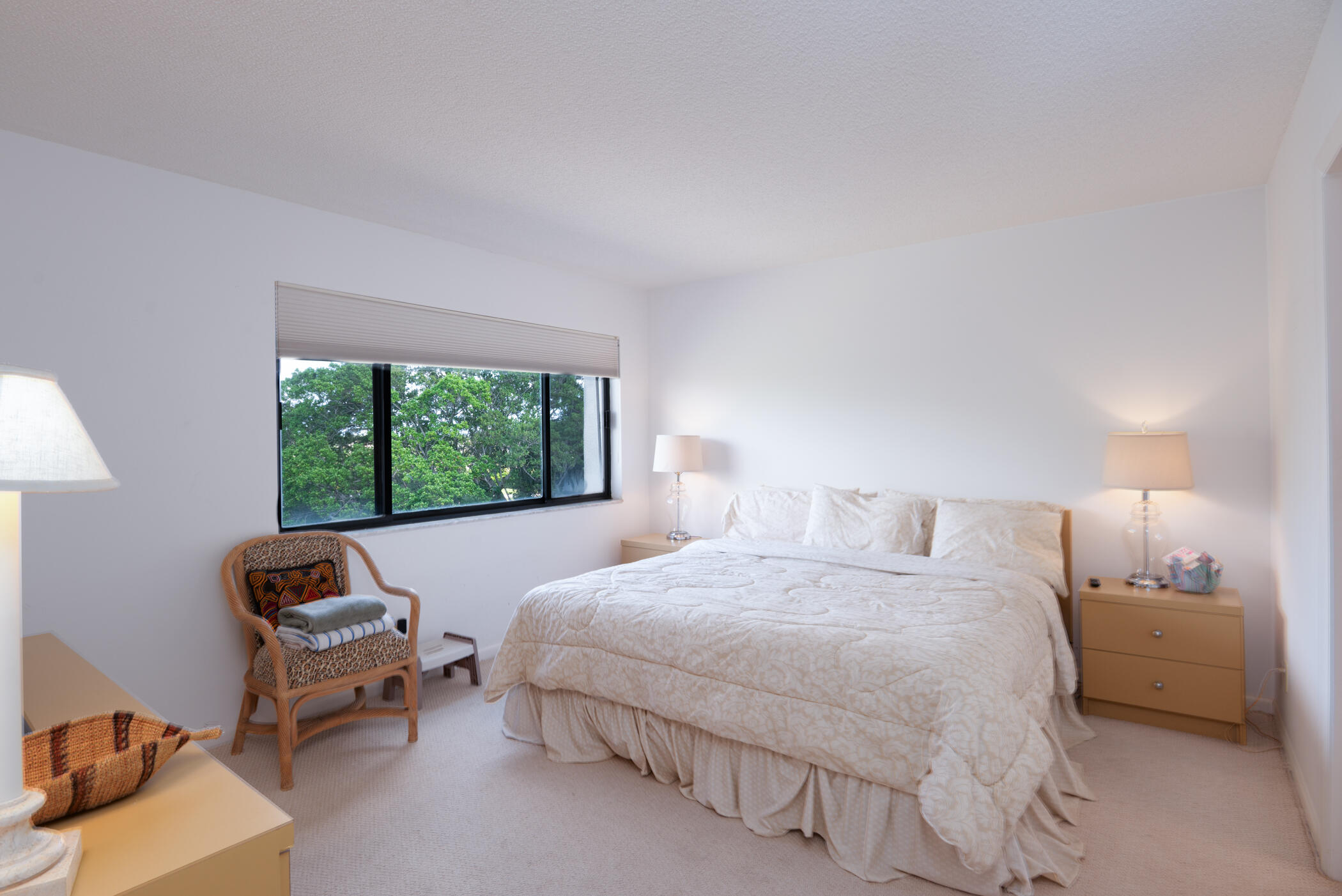 Clark 2500 Presidential Way 405-009
