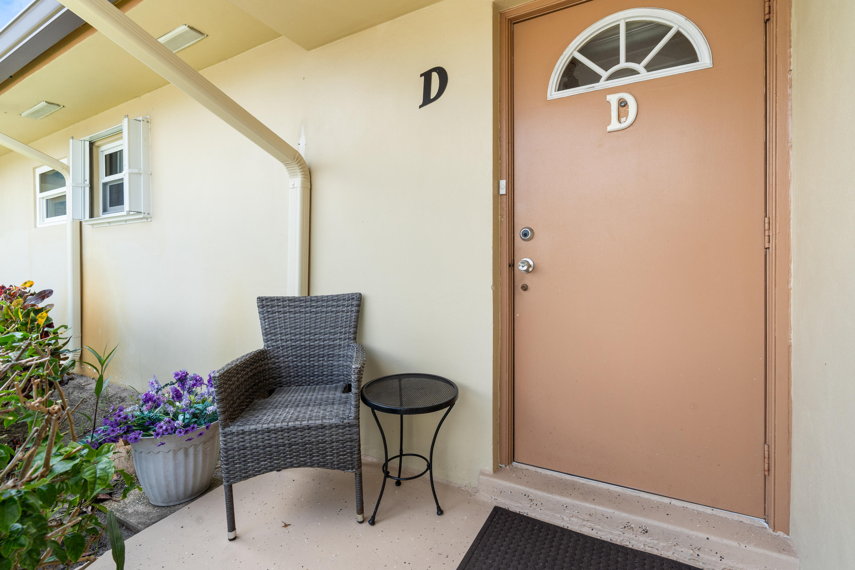 2822 Crosley Drive W West Palm Beach FL-