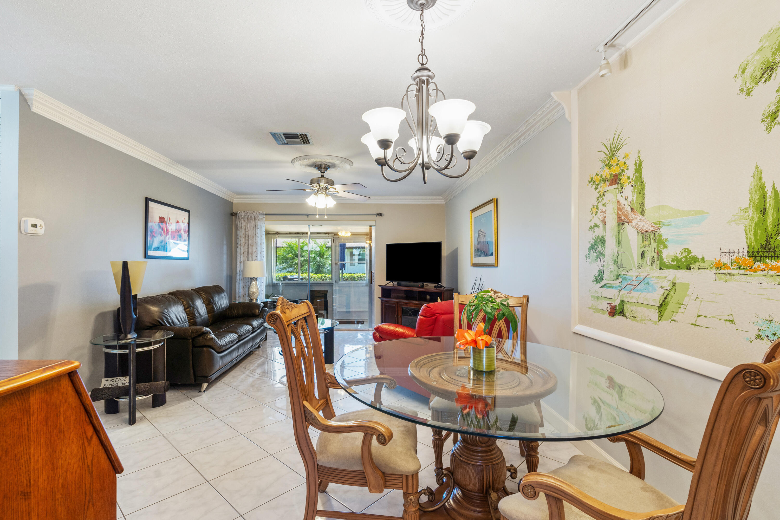 2822 Crosley Drive W West Palm Beach FL-