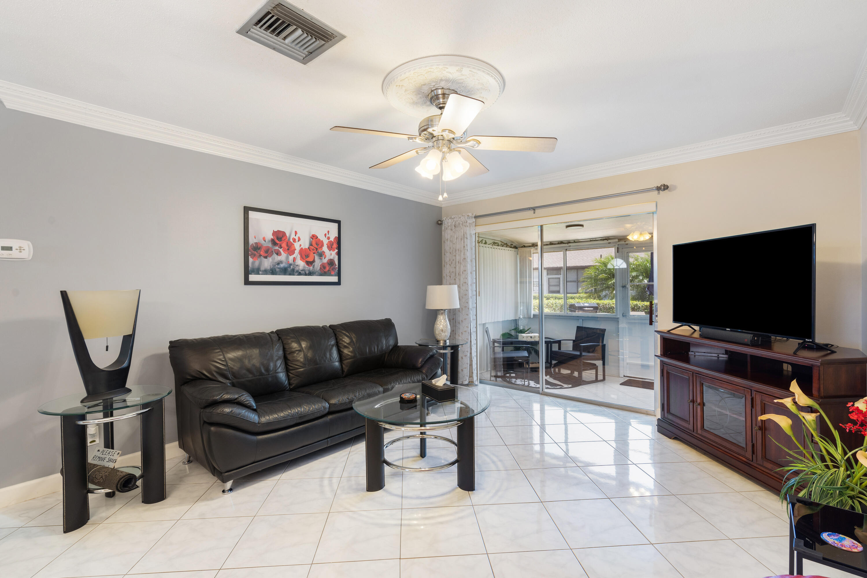 2822 Crosley Drive W West Palm Beach FL-