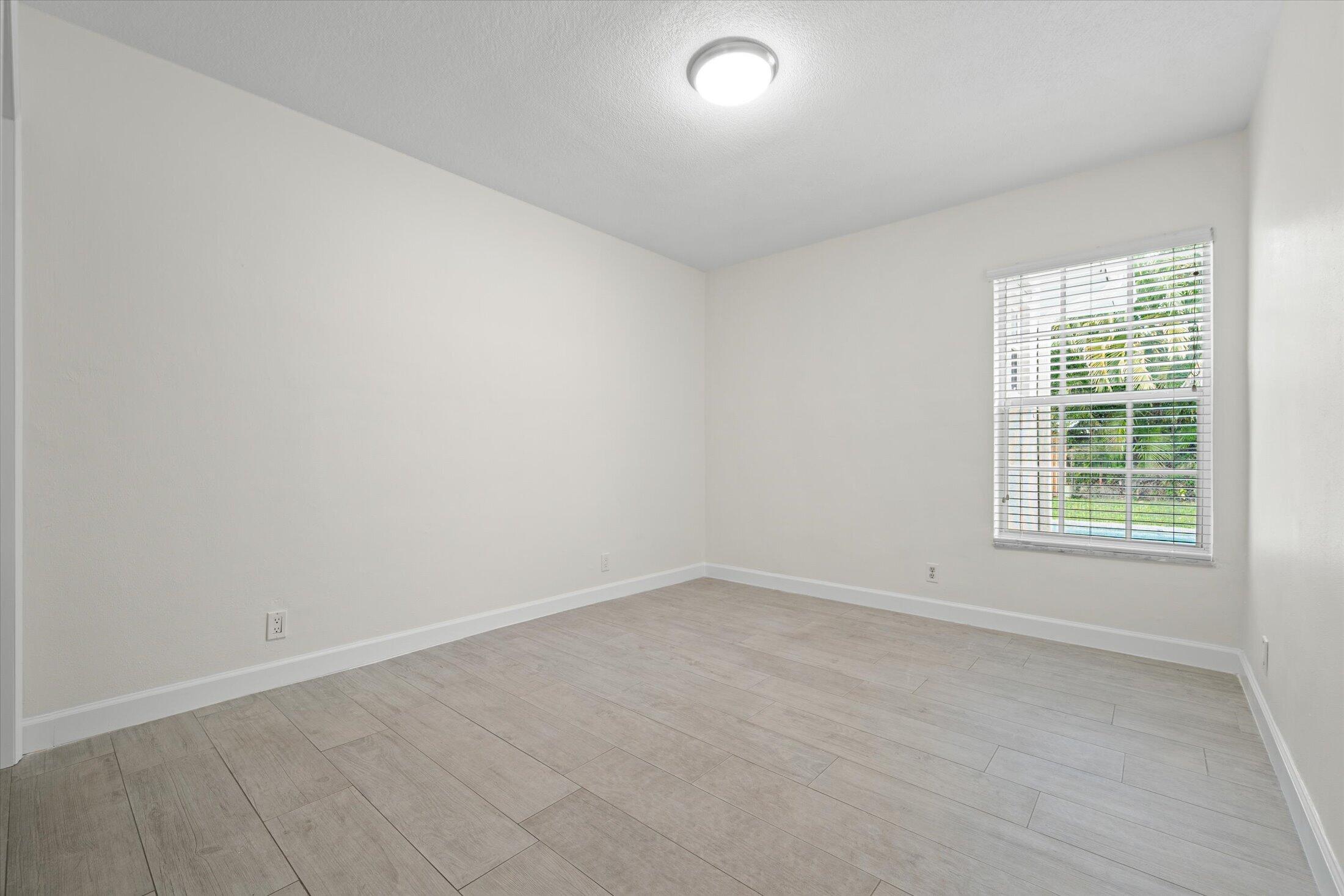 26-7101 SW 19th St, Plantation-49