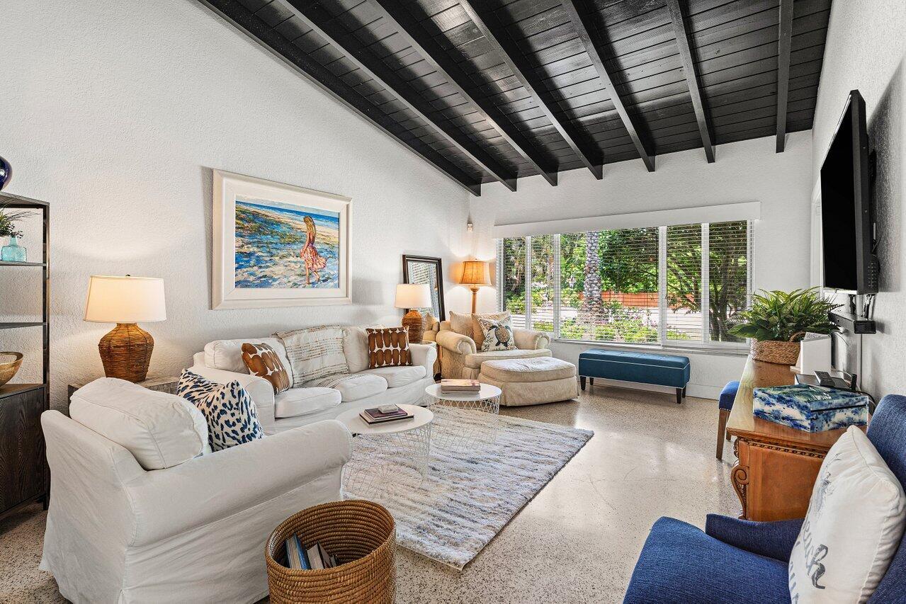 010-340Northeast7thAvenue-DelrayBeach-FL