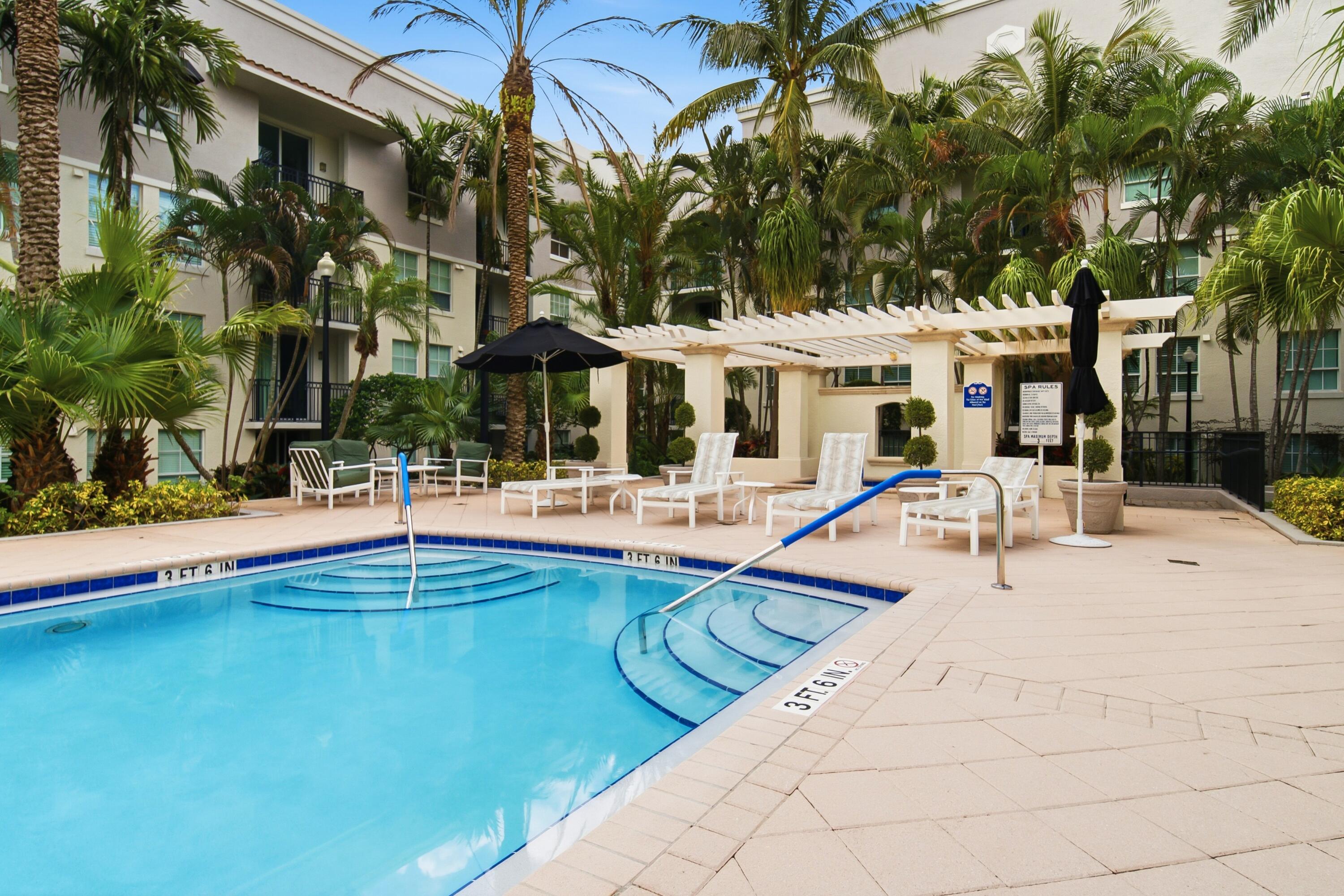 30 - Pool