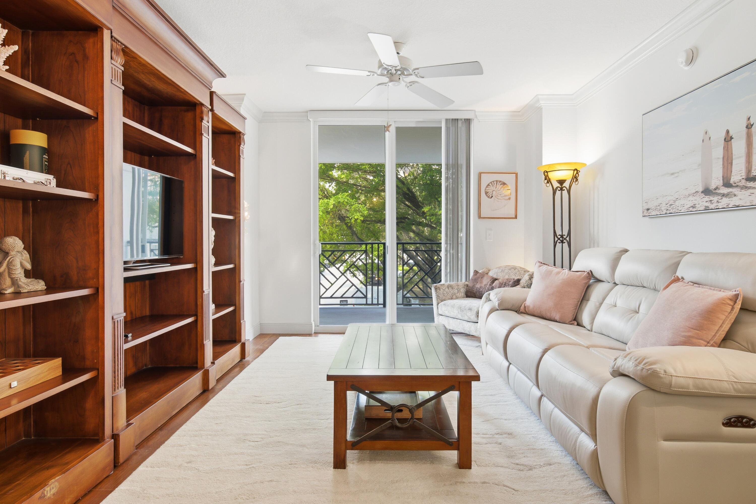 02 - Living Room