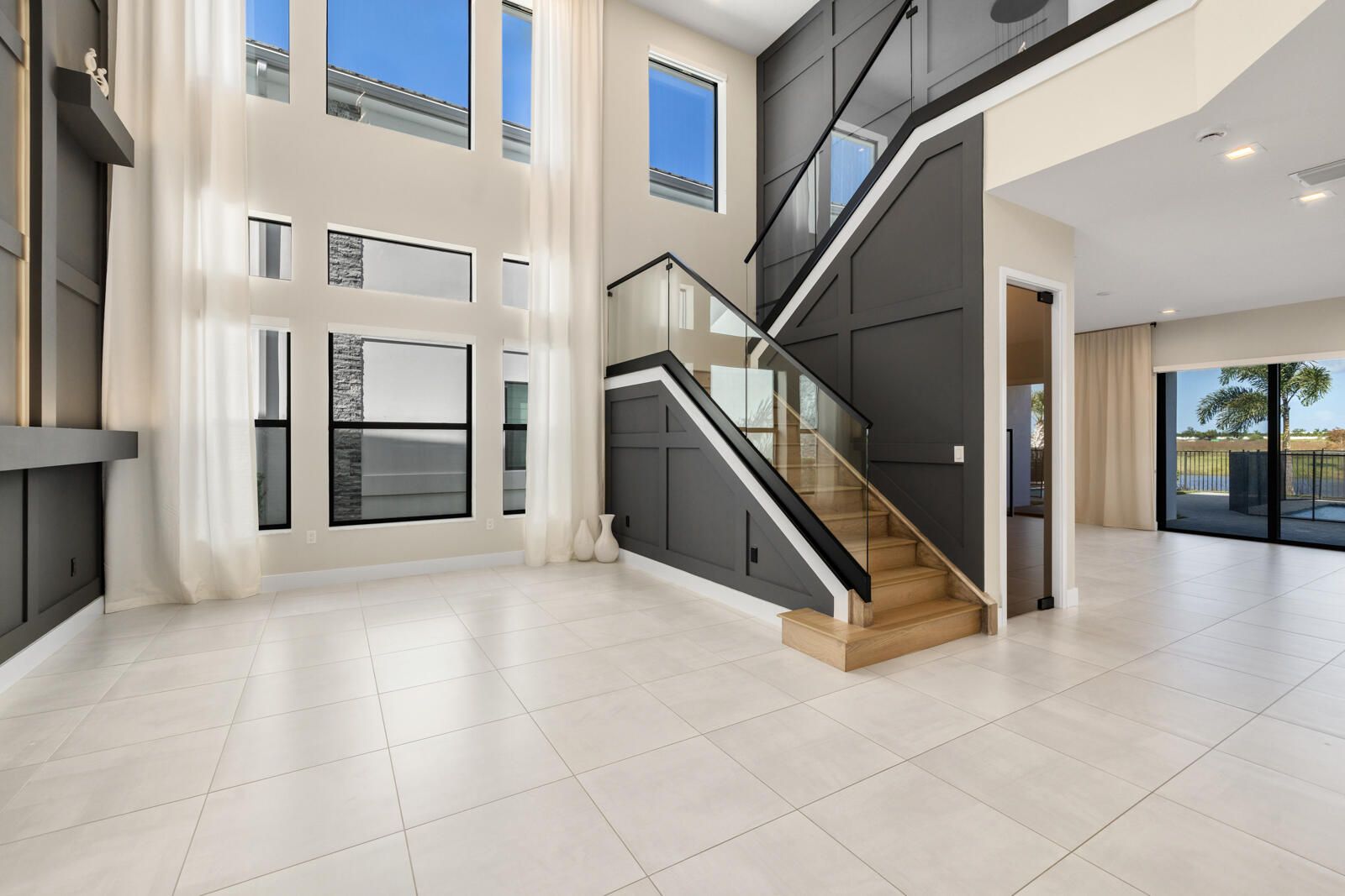 Modern Foyer