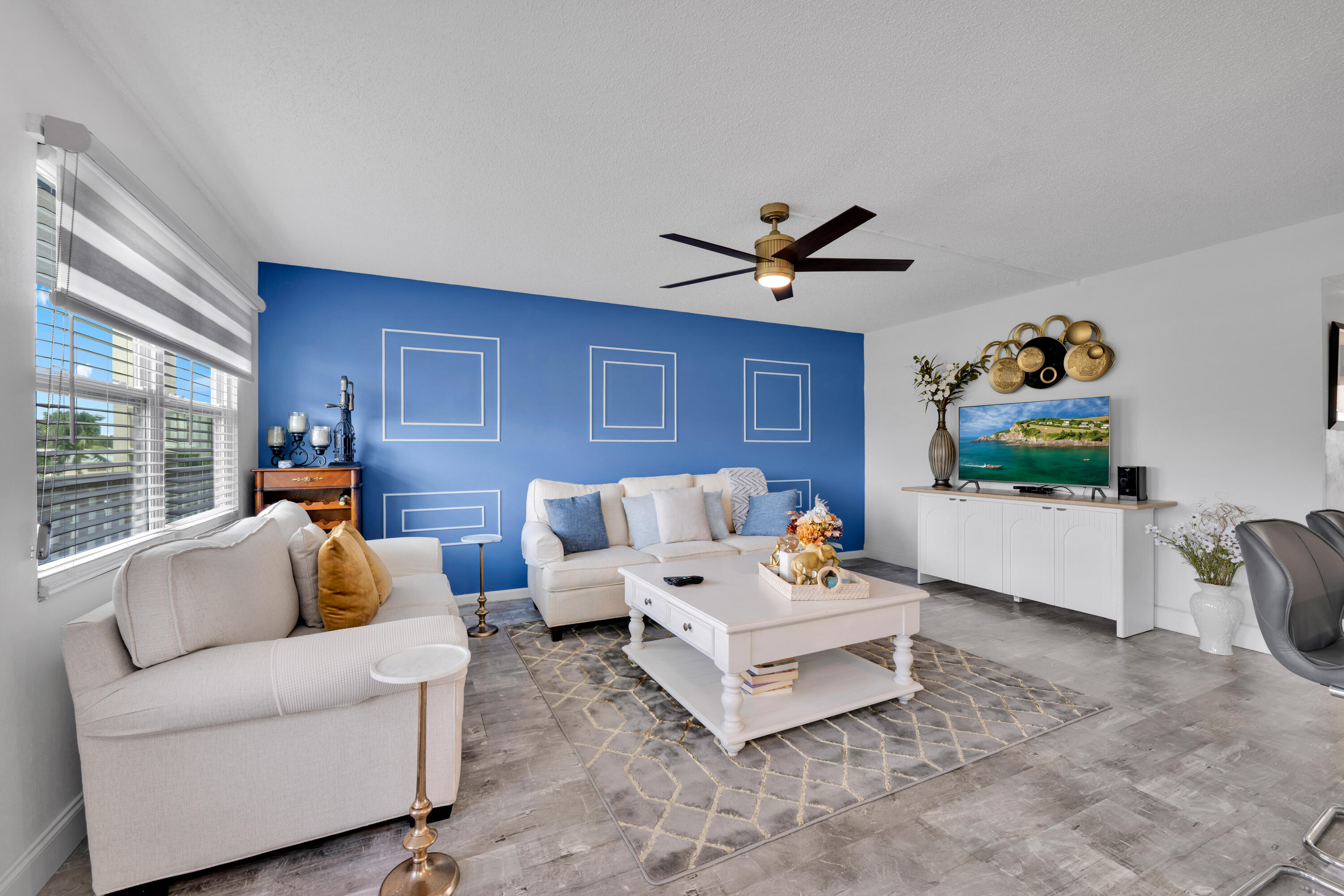 363 Wellington J West Palm Beach 00002