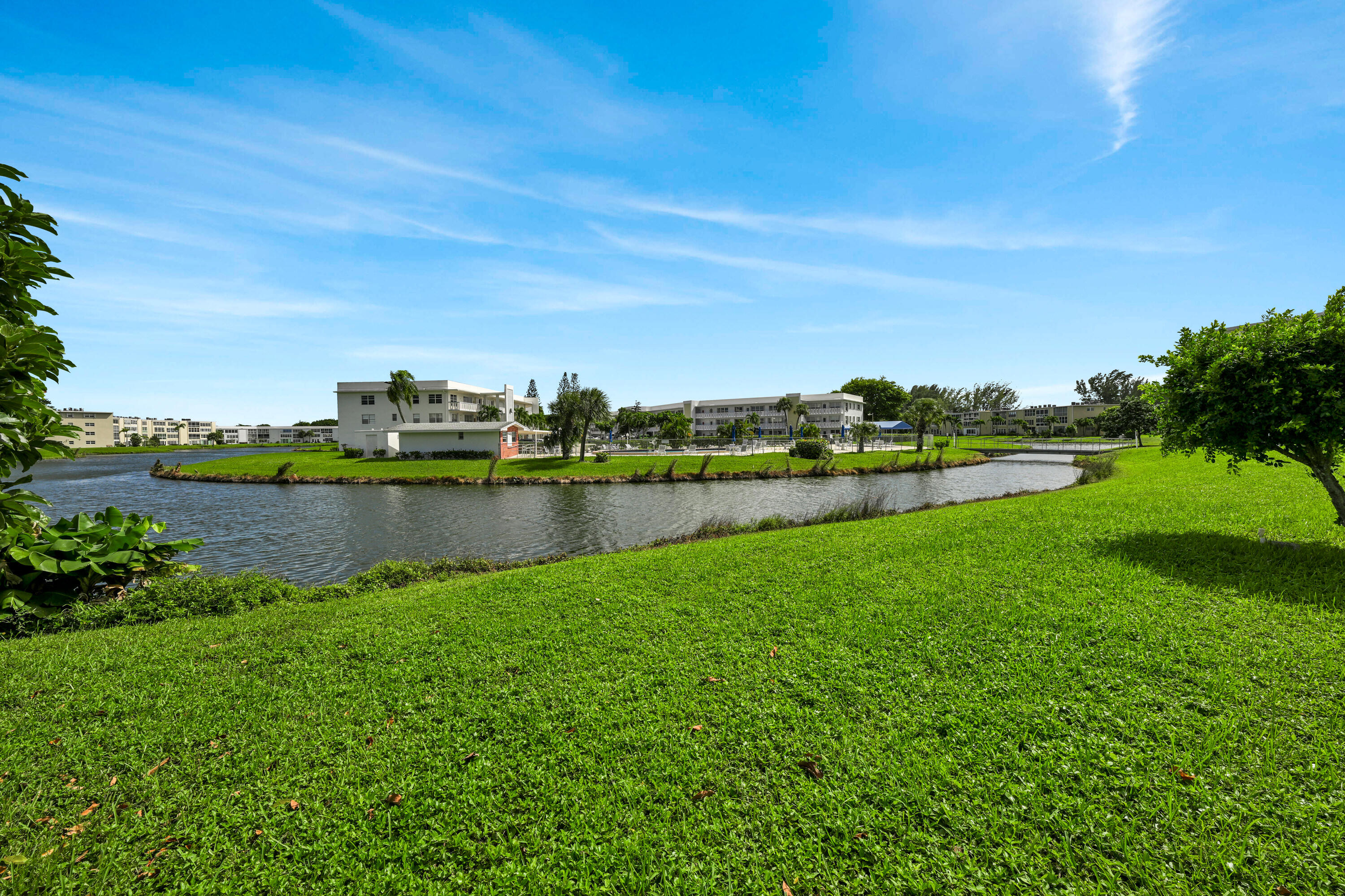 363 Wellington J West Palm Beach 00036