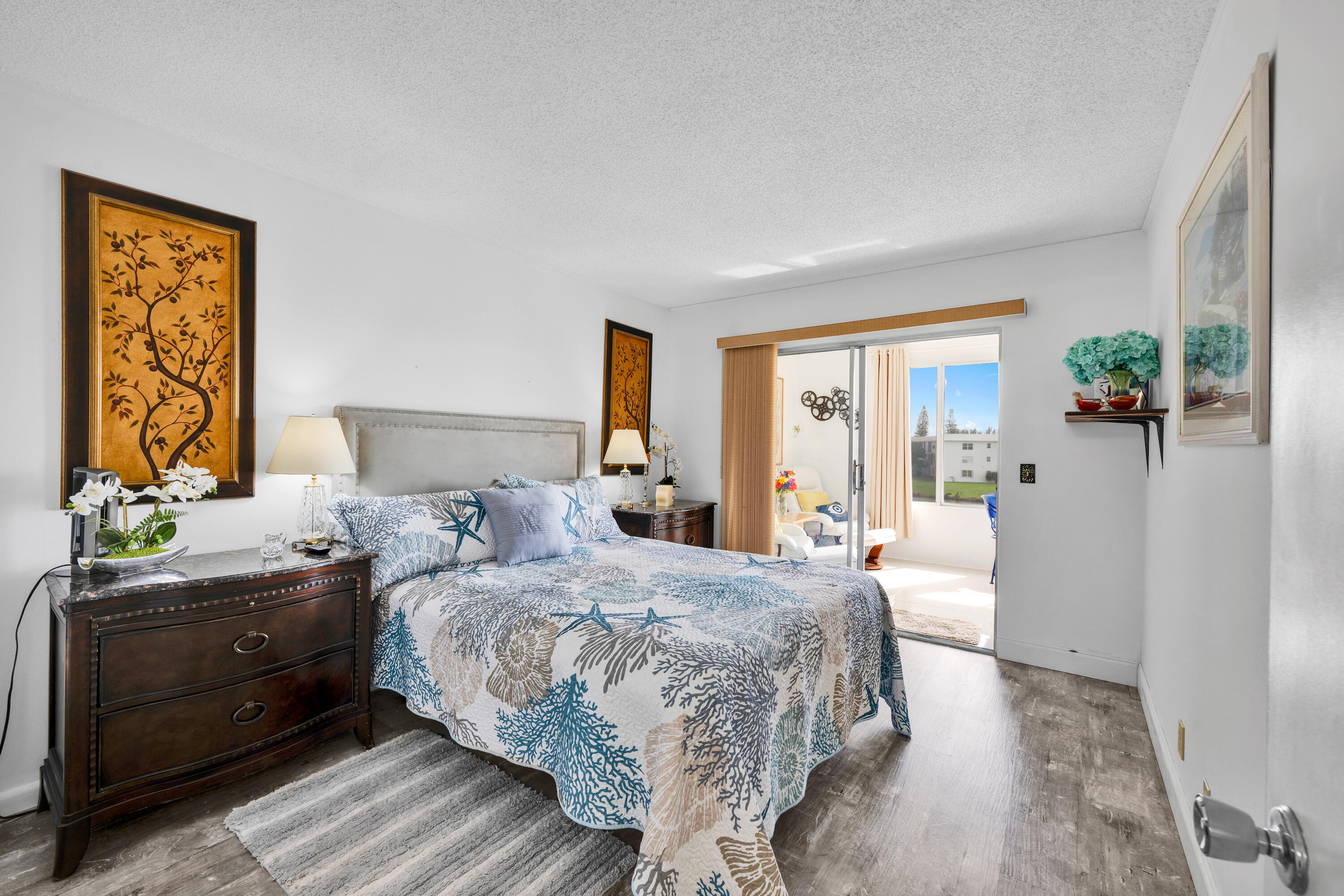 363 Wellington J West Palm Beach 00018