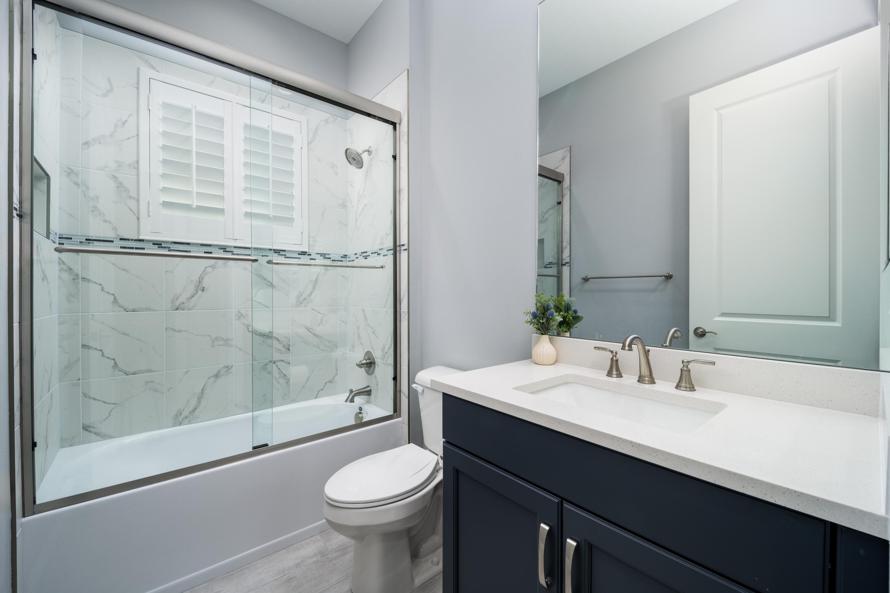 Office Suite or 5th bedroom bathroom