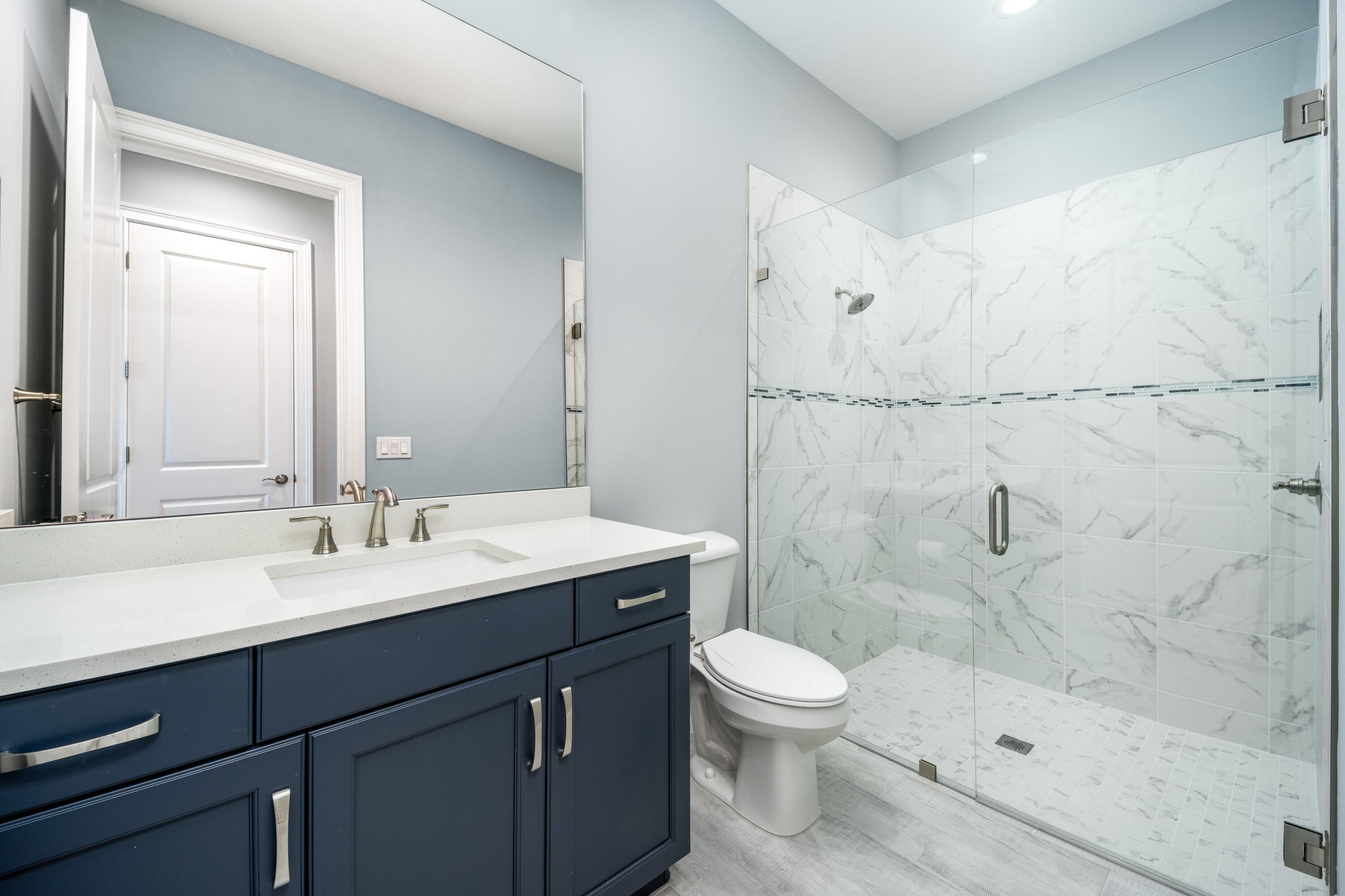 2nd bathroom shared with bedrooms 3 & 4
