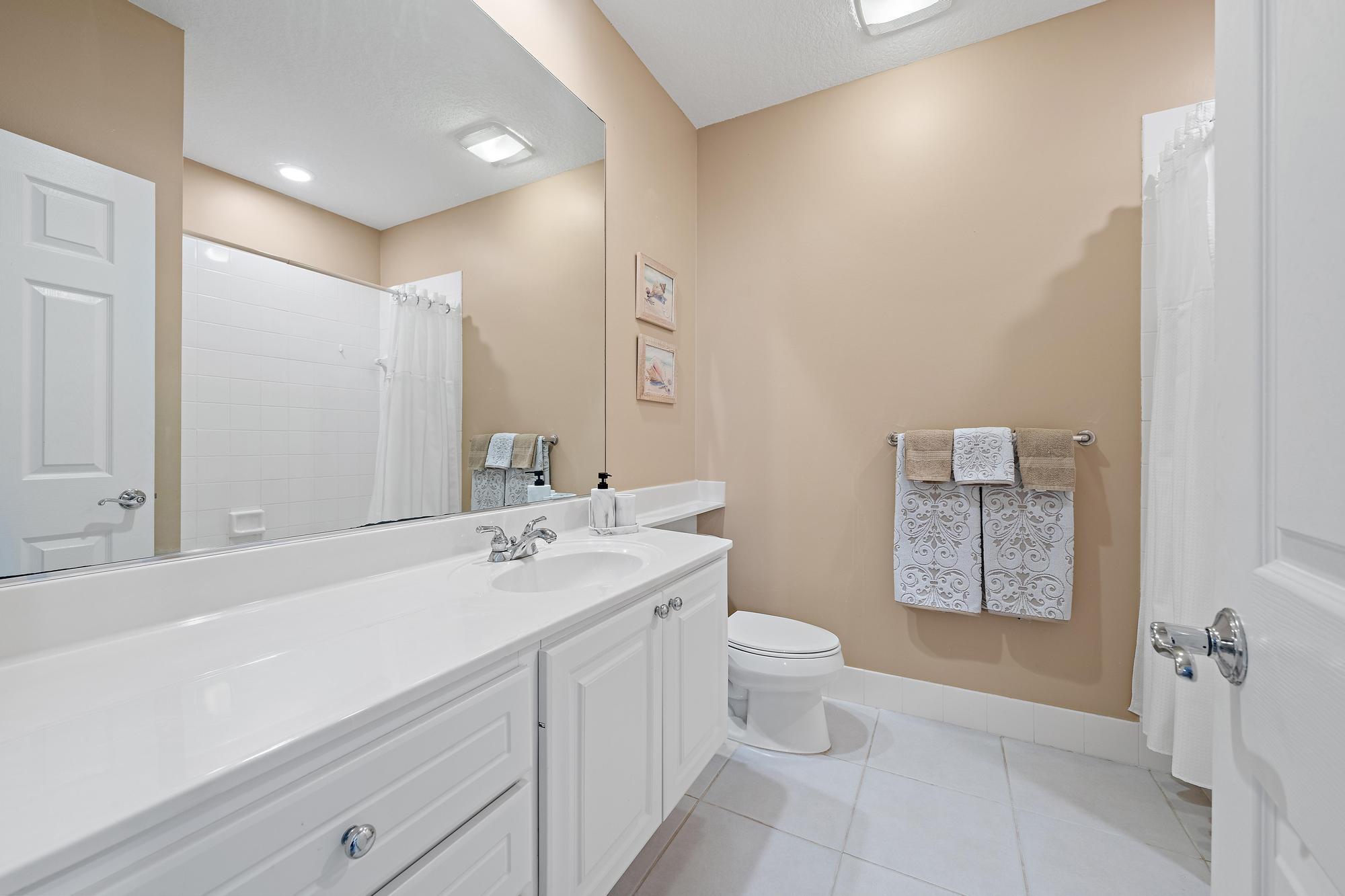 3277 E Community Dr-10
