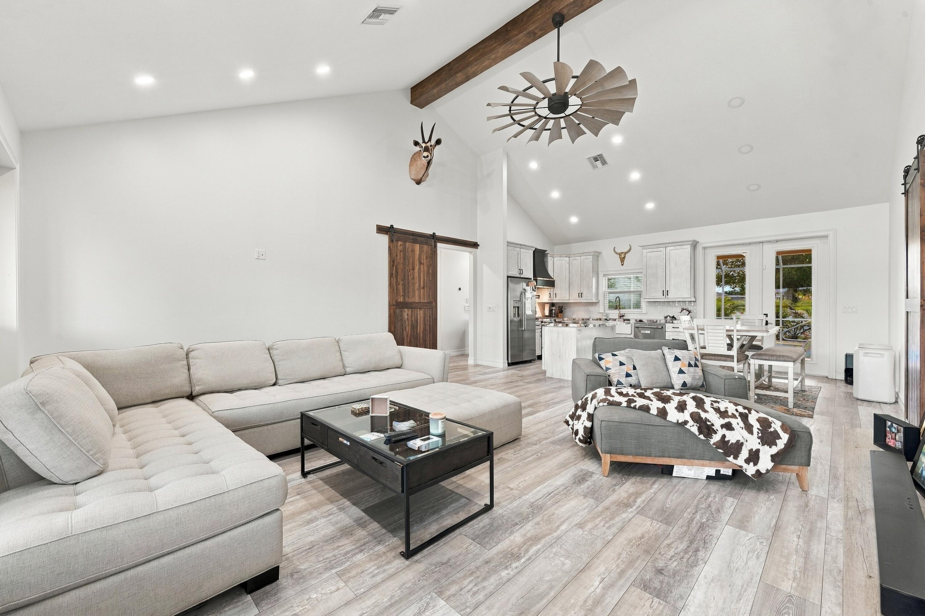 Bright & Spacious Living Room
