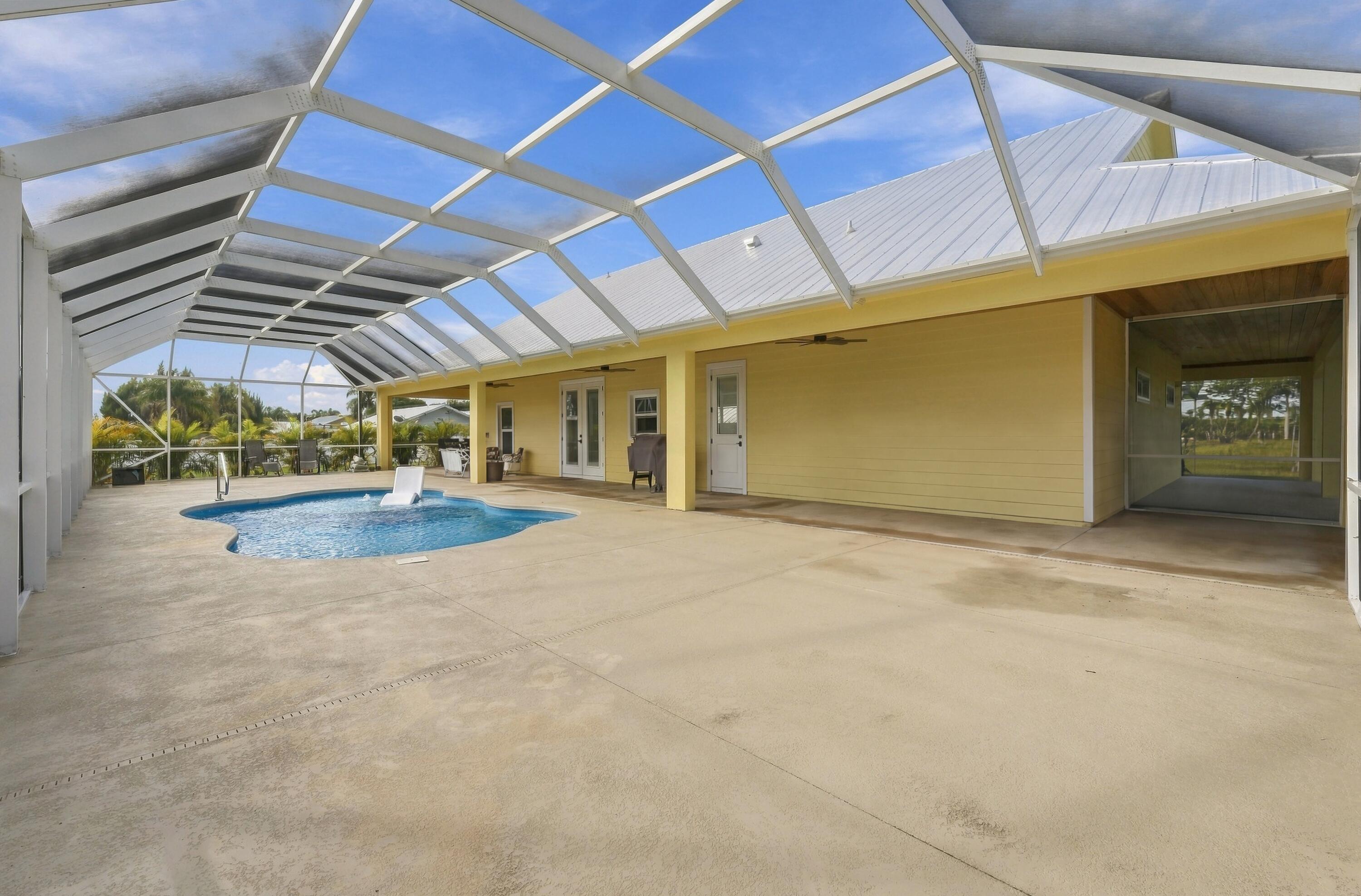 Private Screened Pool & Outdoor Space