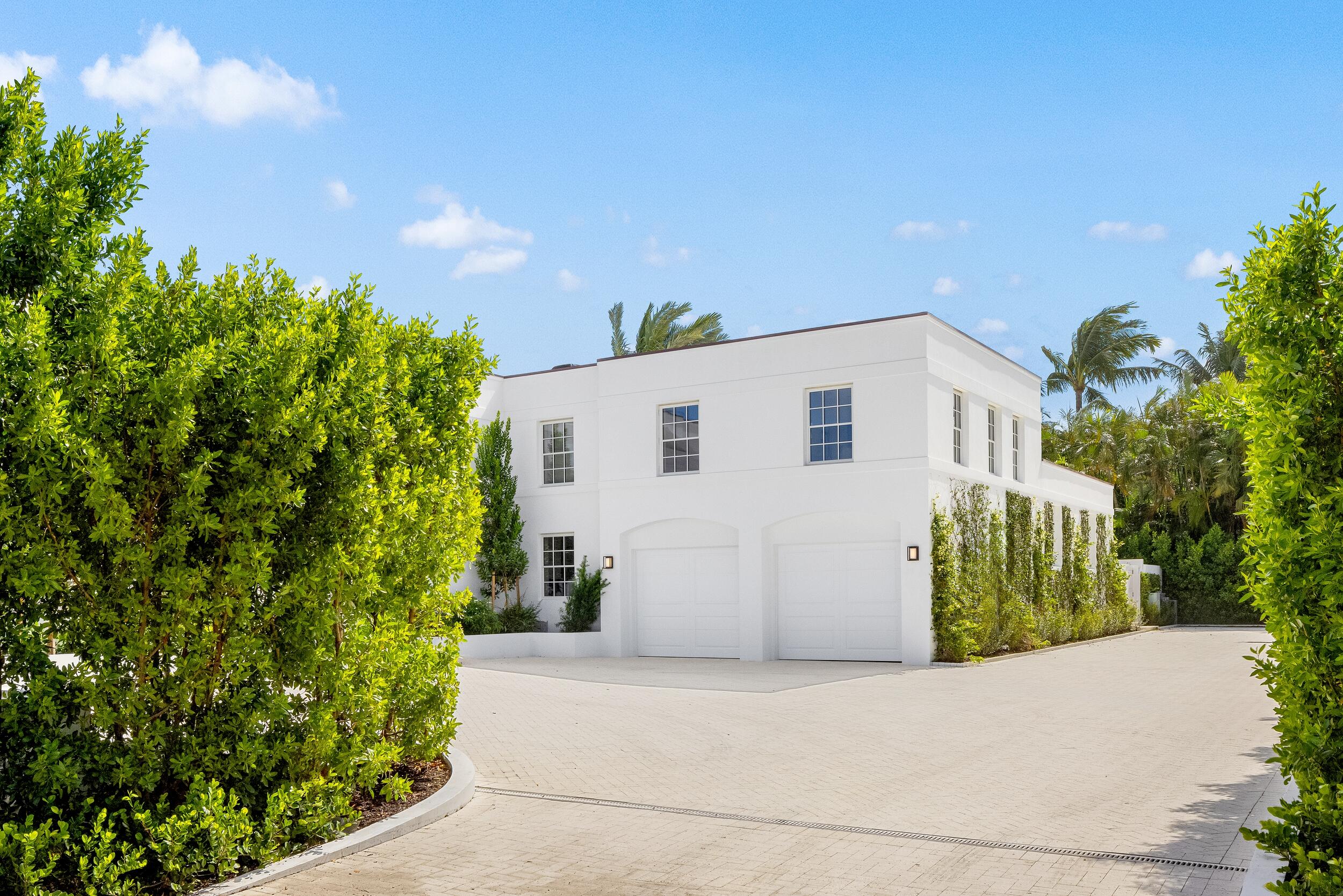 Driveway Entrance