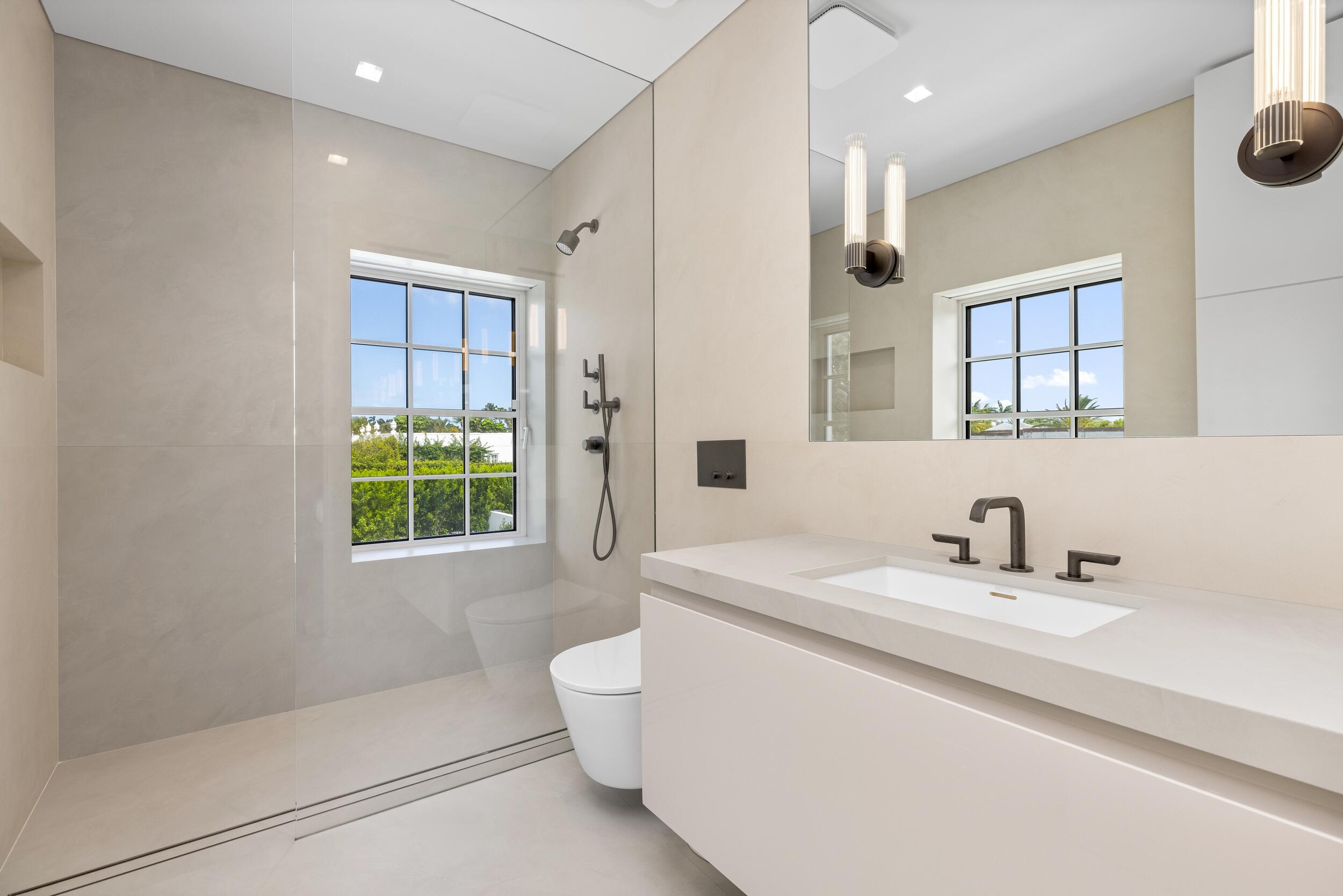 Guest Bath 2