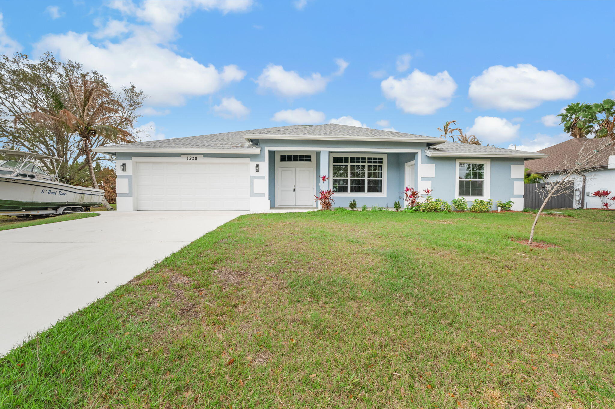2-web-or-mls-1238 SW Milan Ln - 2 2-web-or-mls-1238 SW Milan Ln - 2