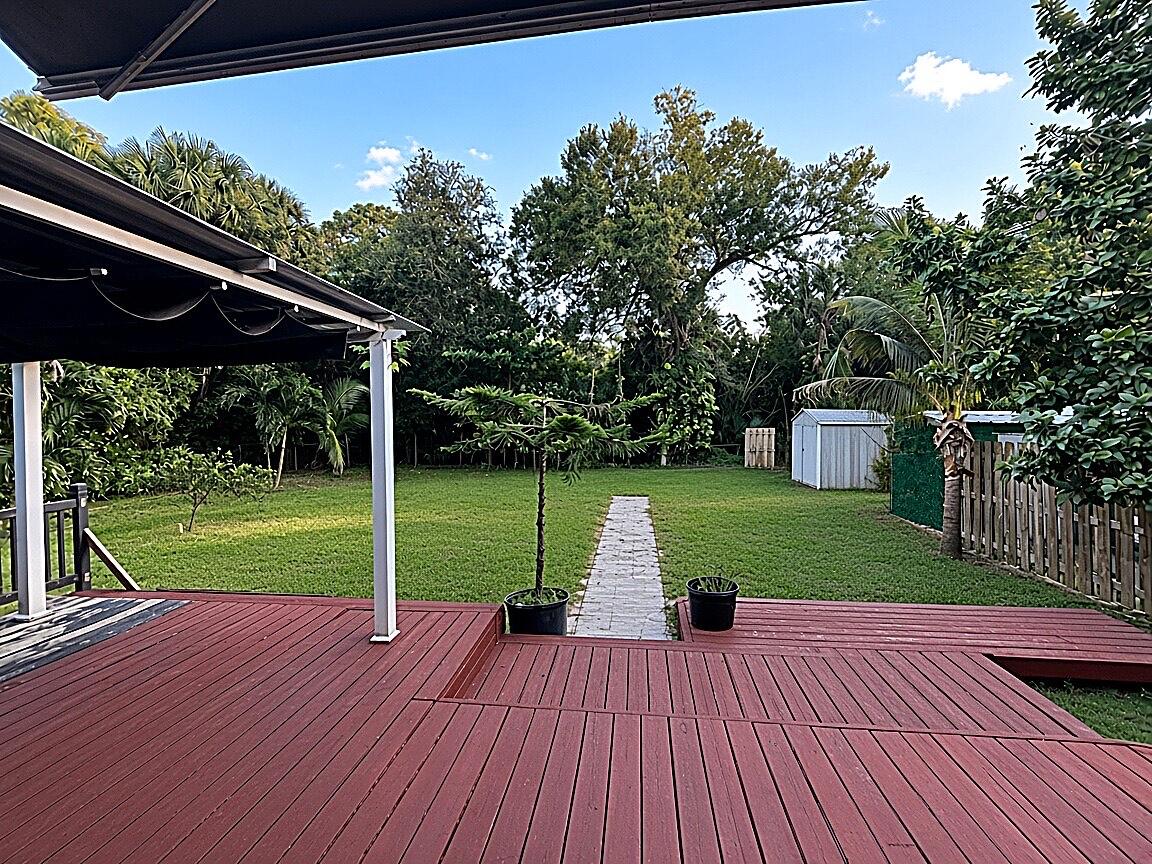 deck patio/backyard