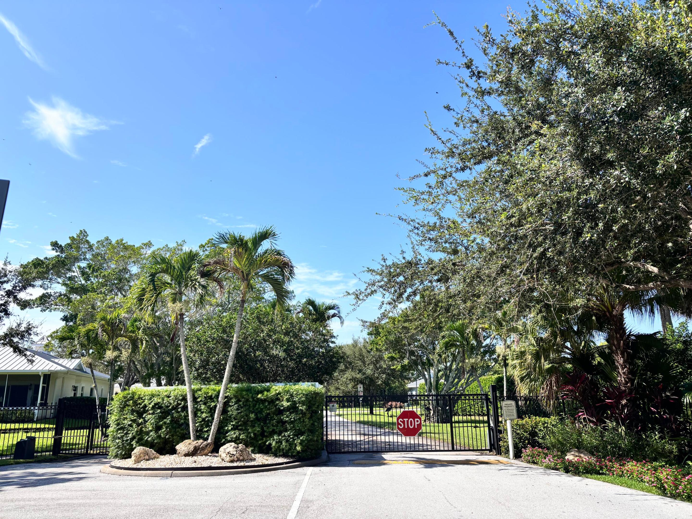Unmanned gated community
