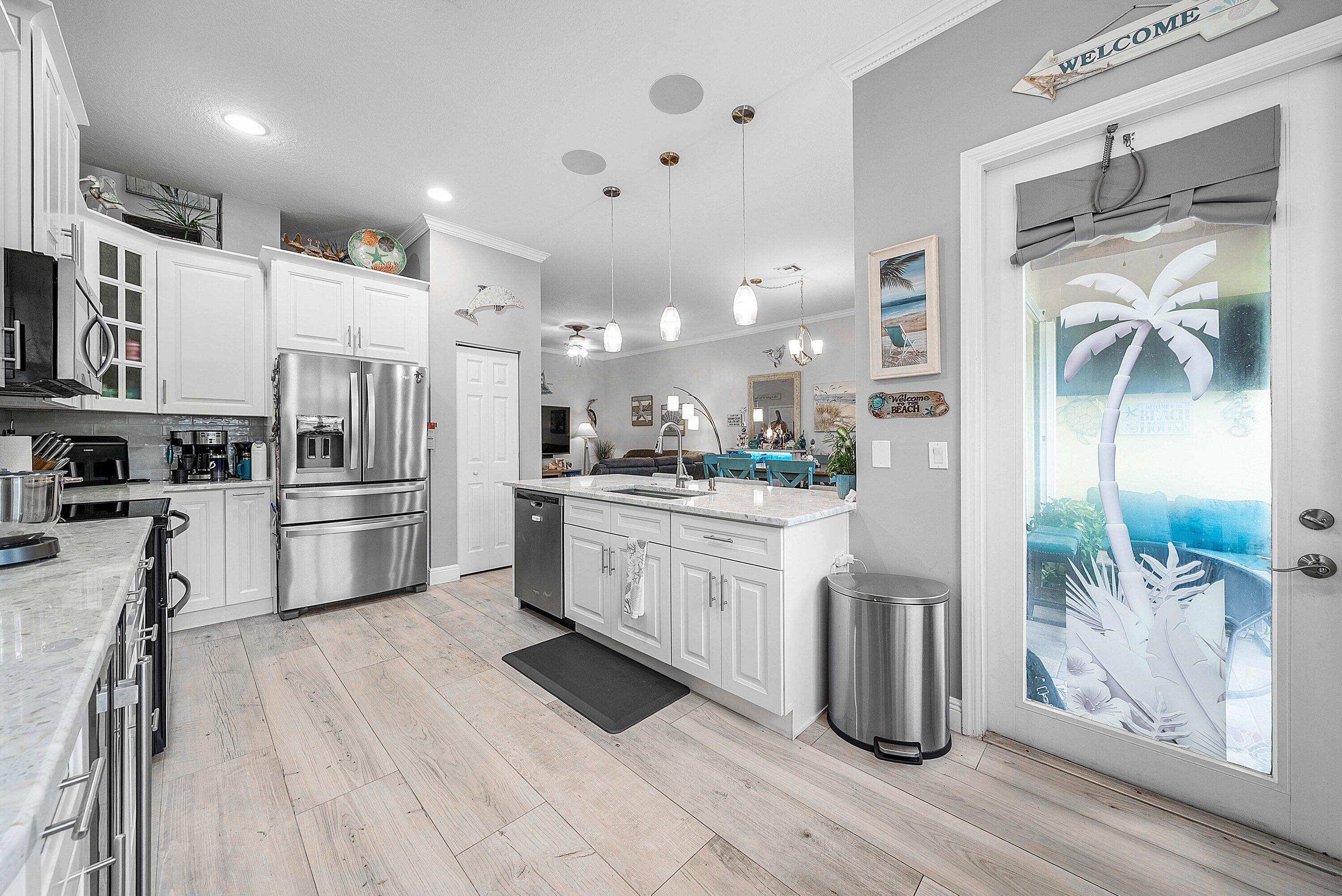 013-166BarefootCove-Hypoluxo-FL-33462-SM