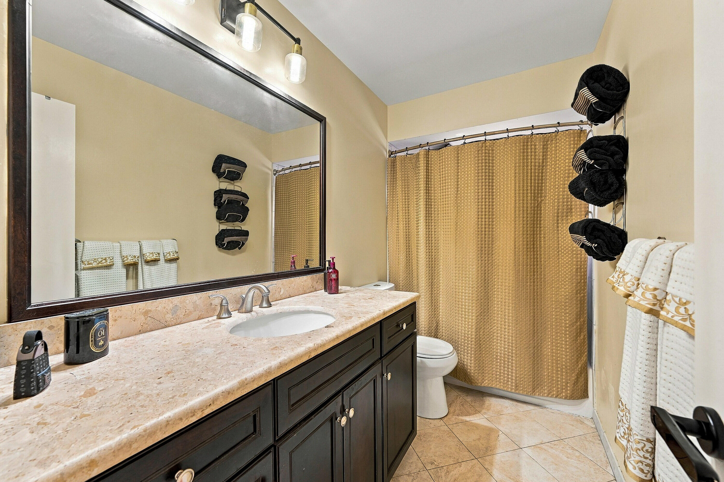 27_bathroom