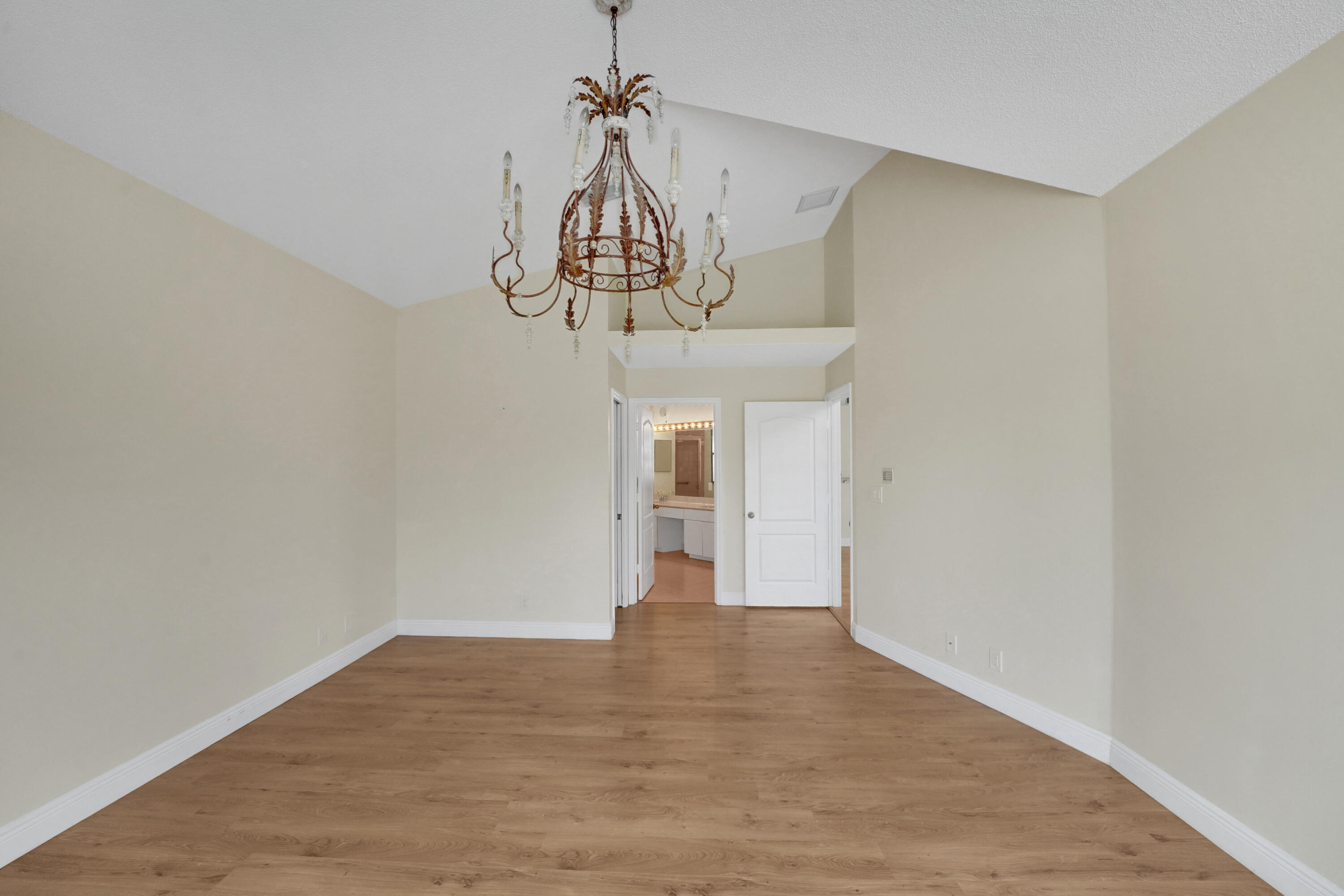 MASTER BEDROOM