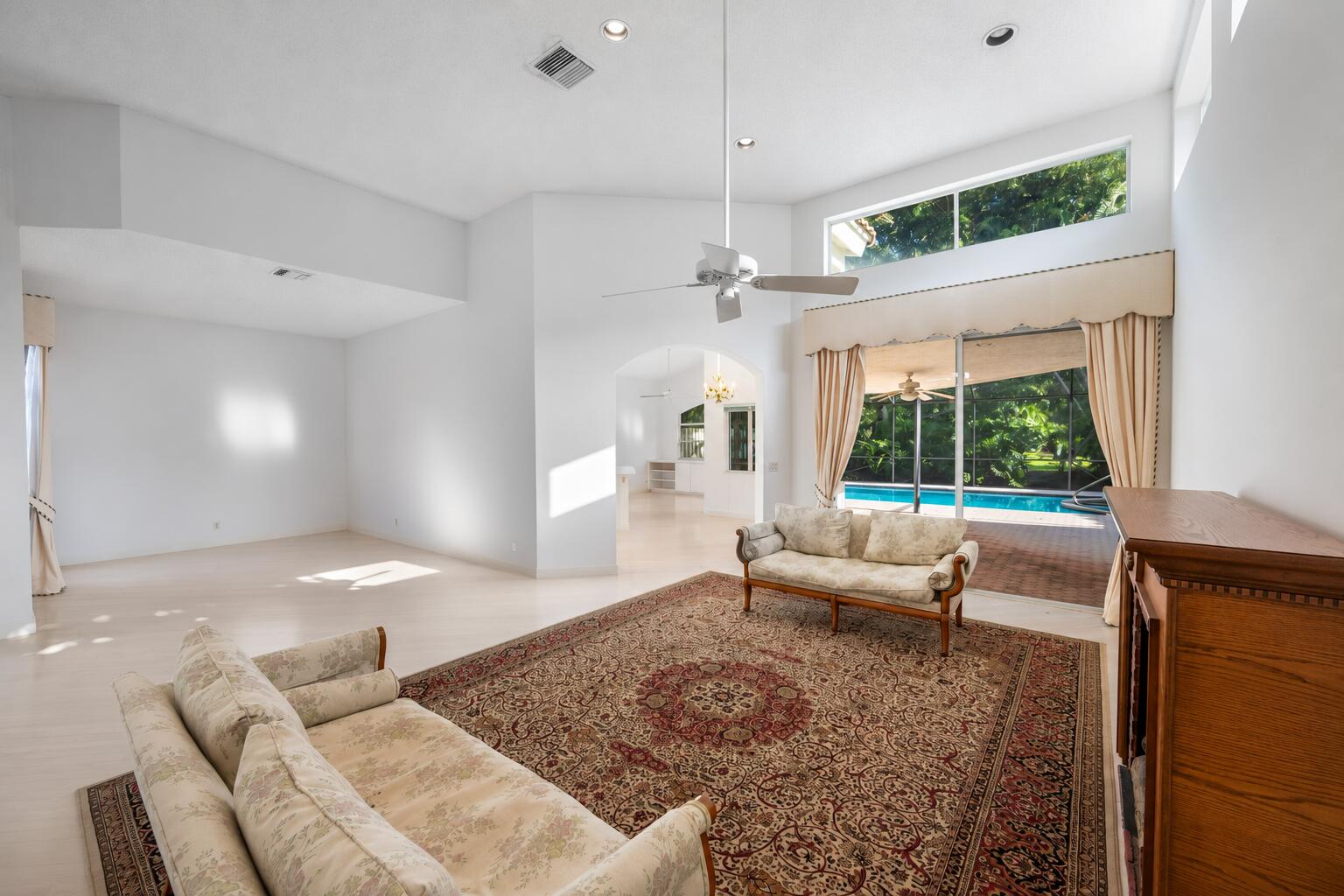 Living and dining room