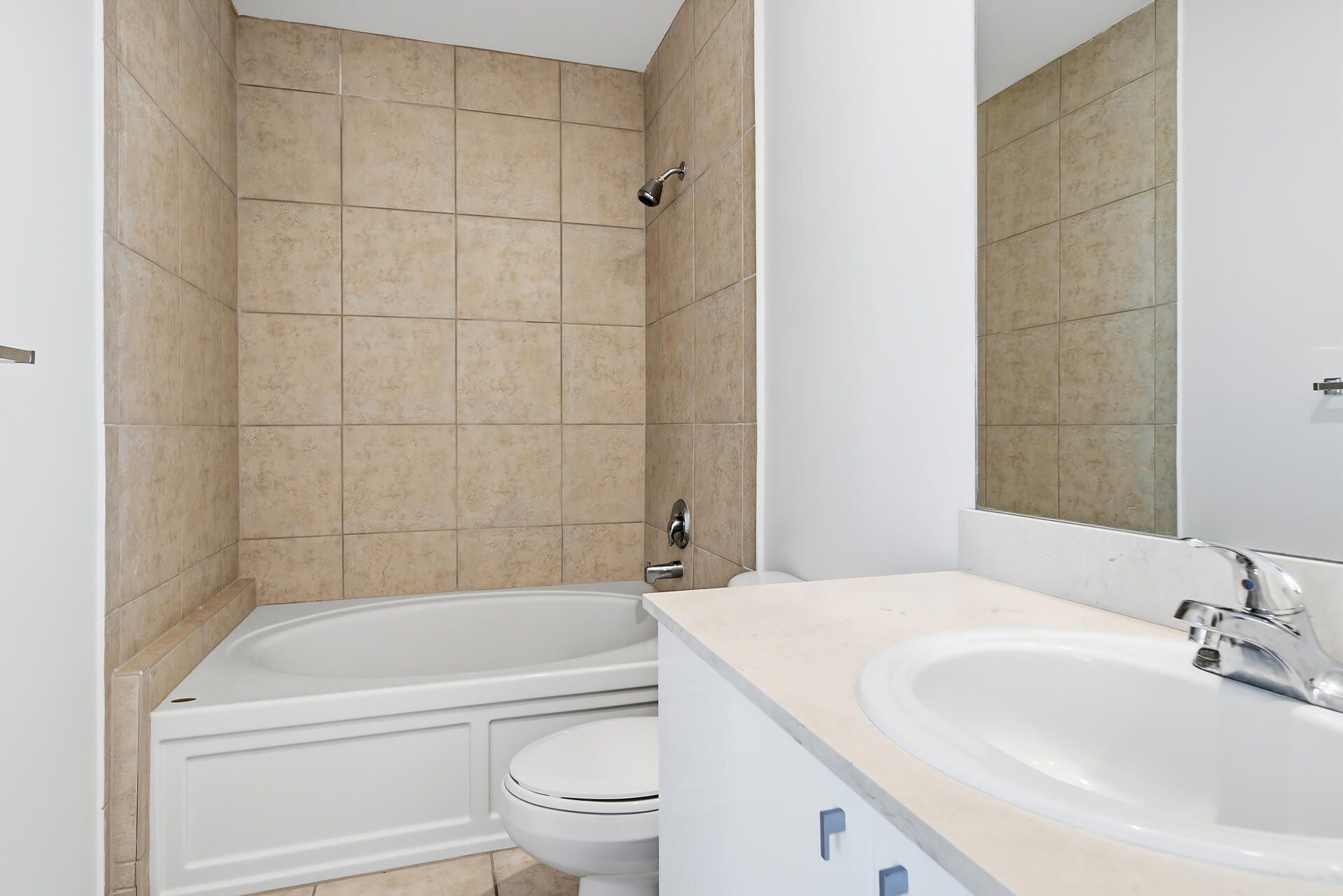 1617-N-FLAGLER-DR-603-33407-021