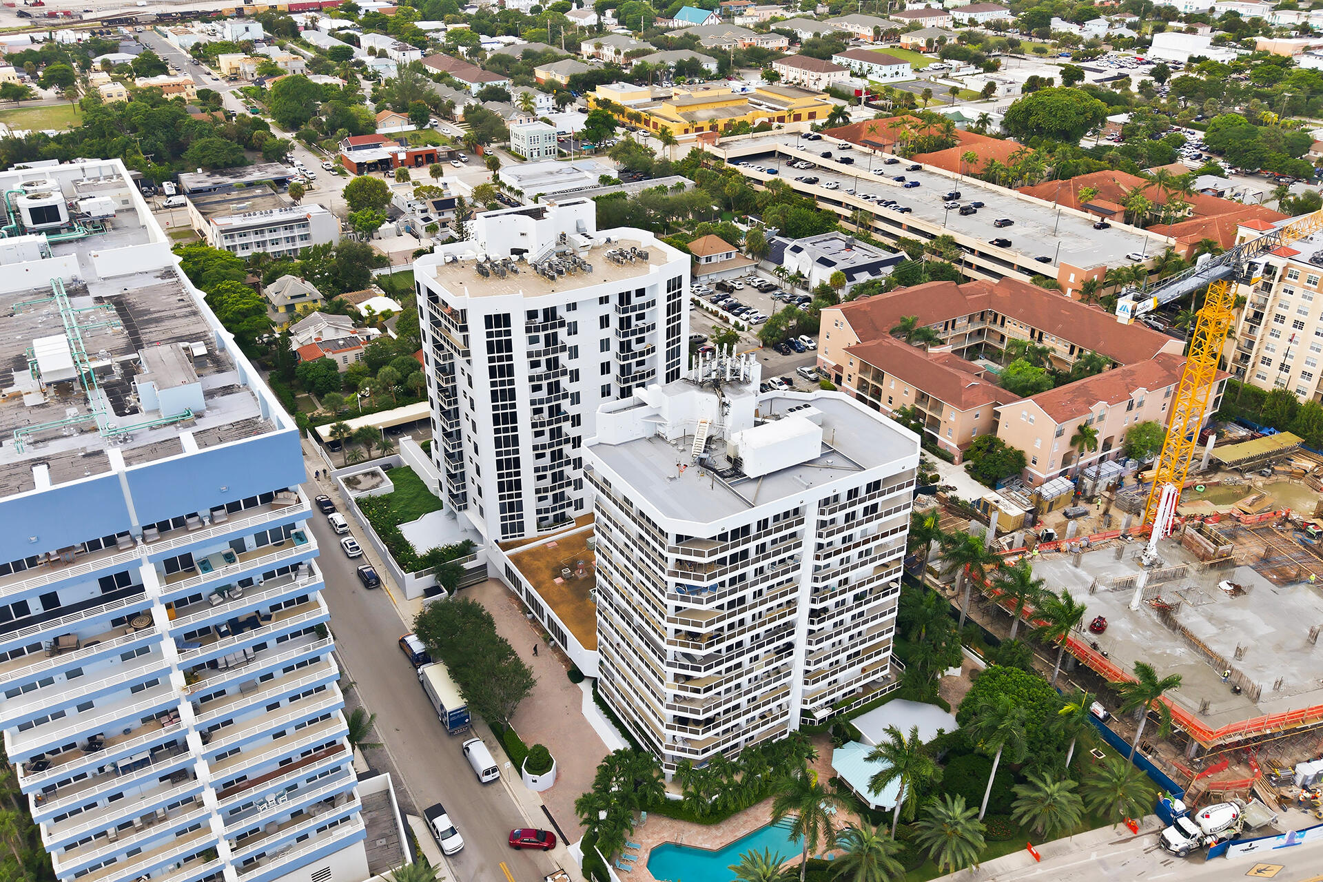 1617-N-FLAGLER-DR-603-33407-040