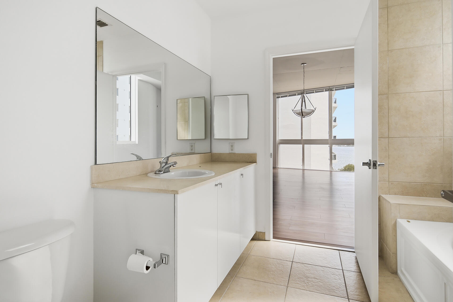 1617-N-FLAGLER-DR-603-33407-016