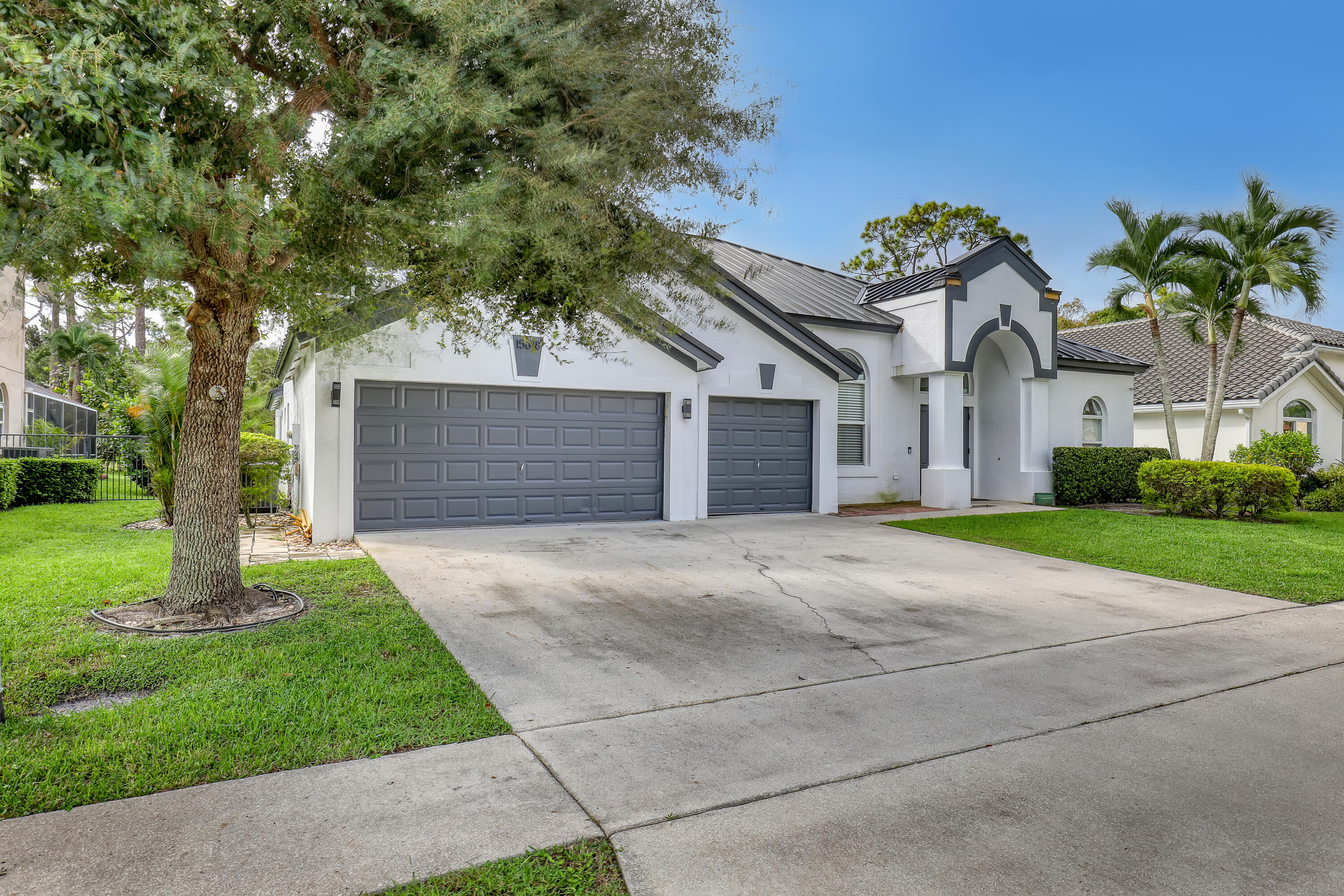 15818 Glen Willow (1) 15818 Glen Willow (1)