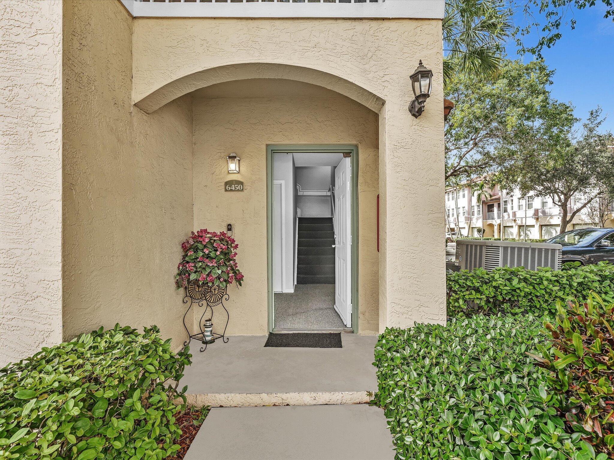 Front door, Corner Unit Front door, Corner Unit