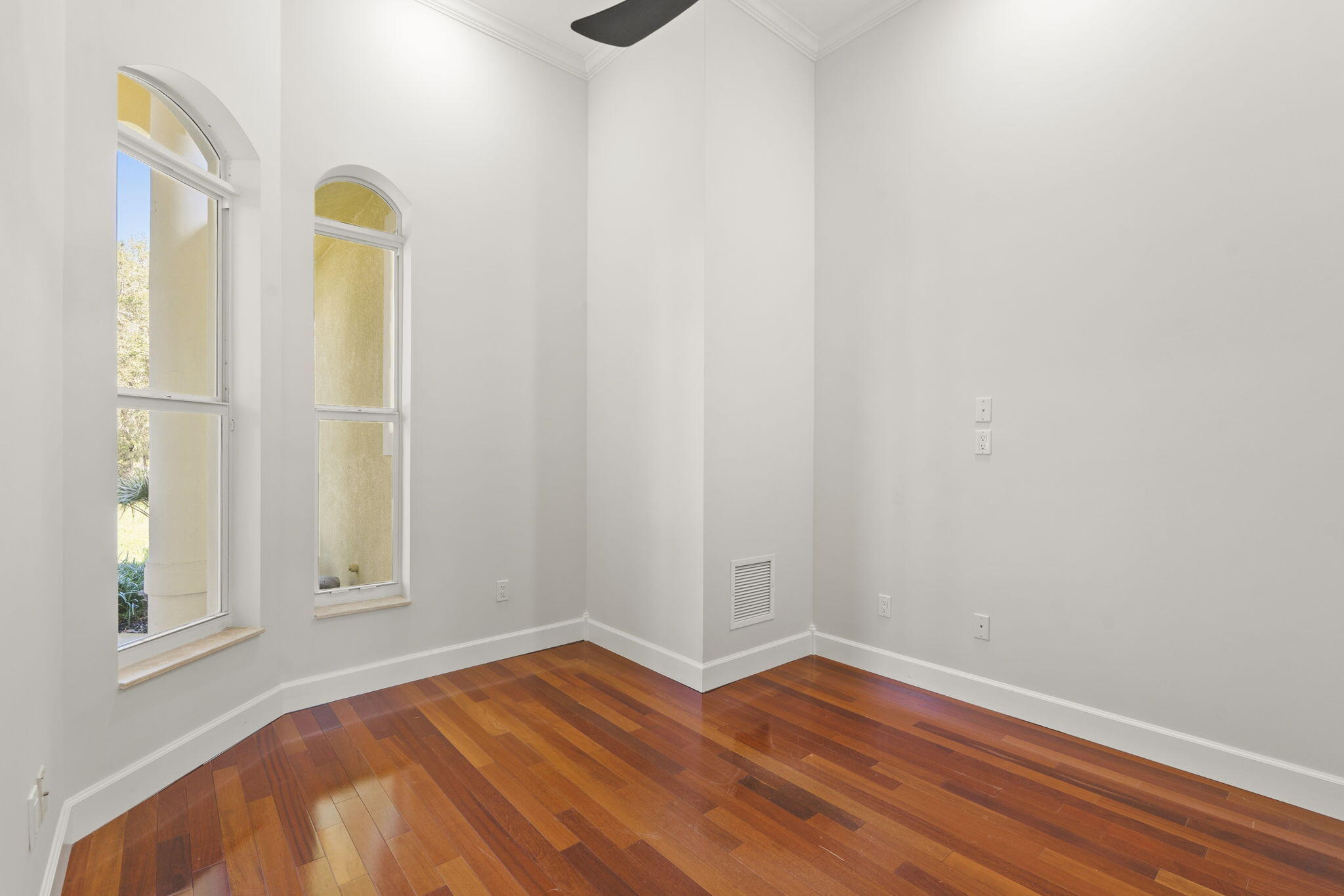71-web-or-mls-DSC01332