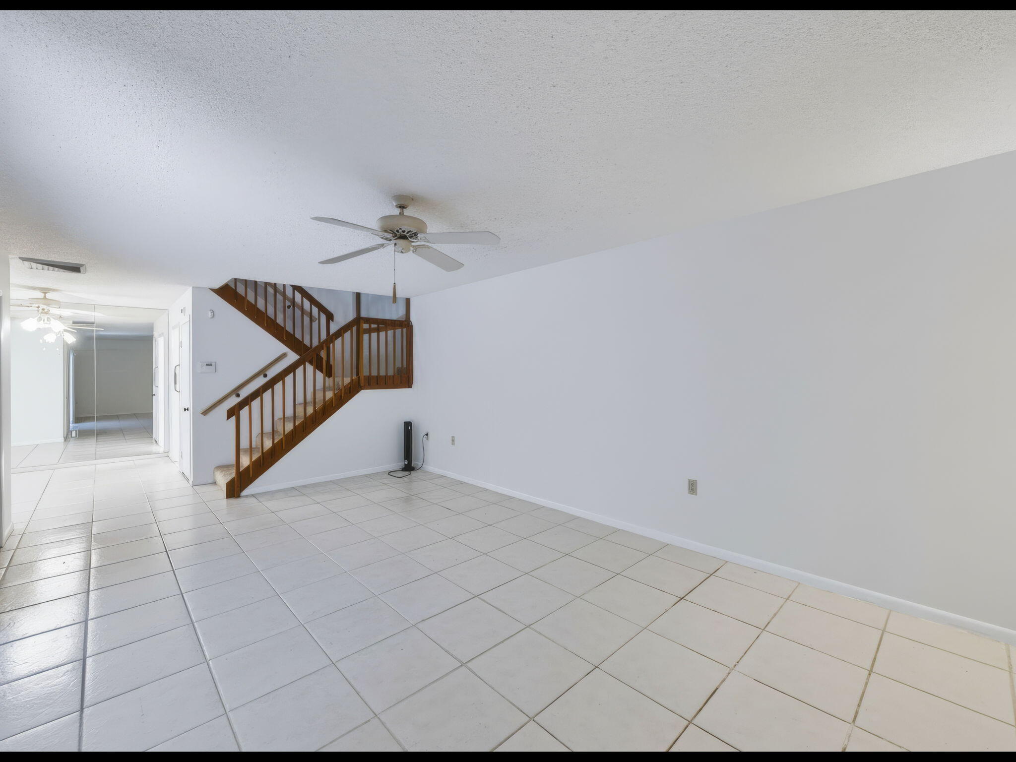 8-web-or-mls-3047-30th-ct-010