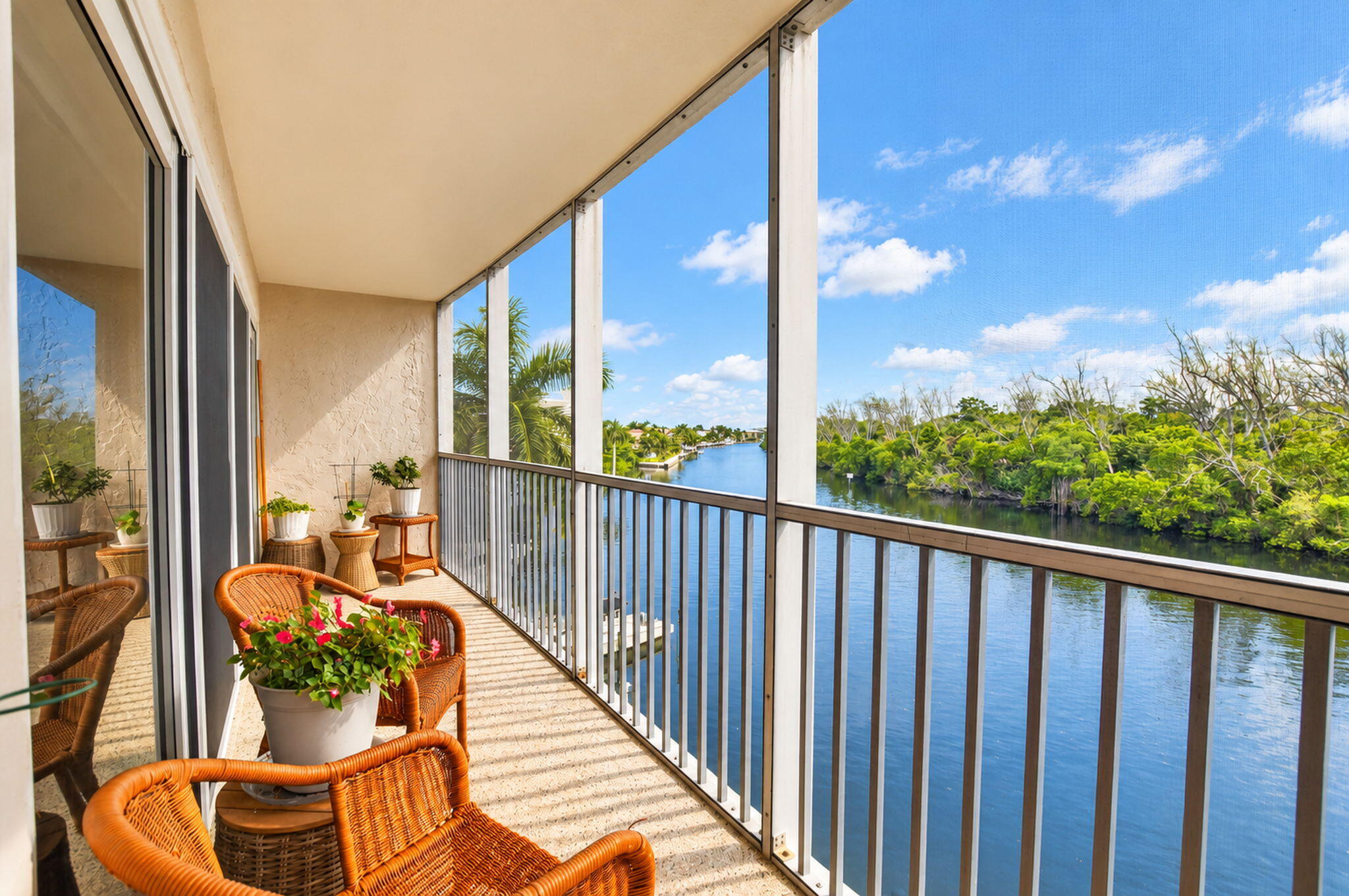 Balcony 3