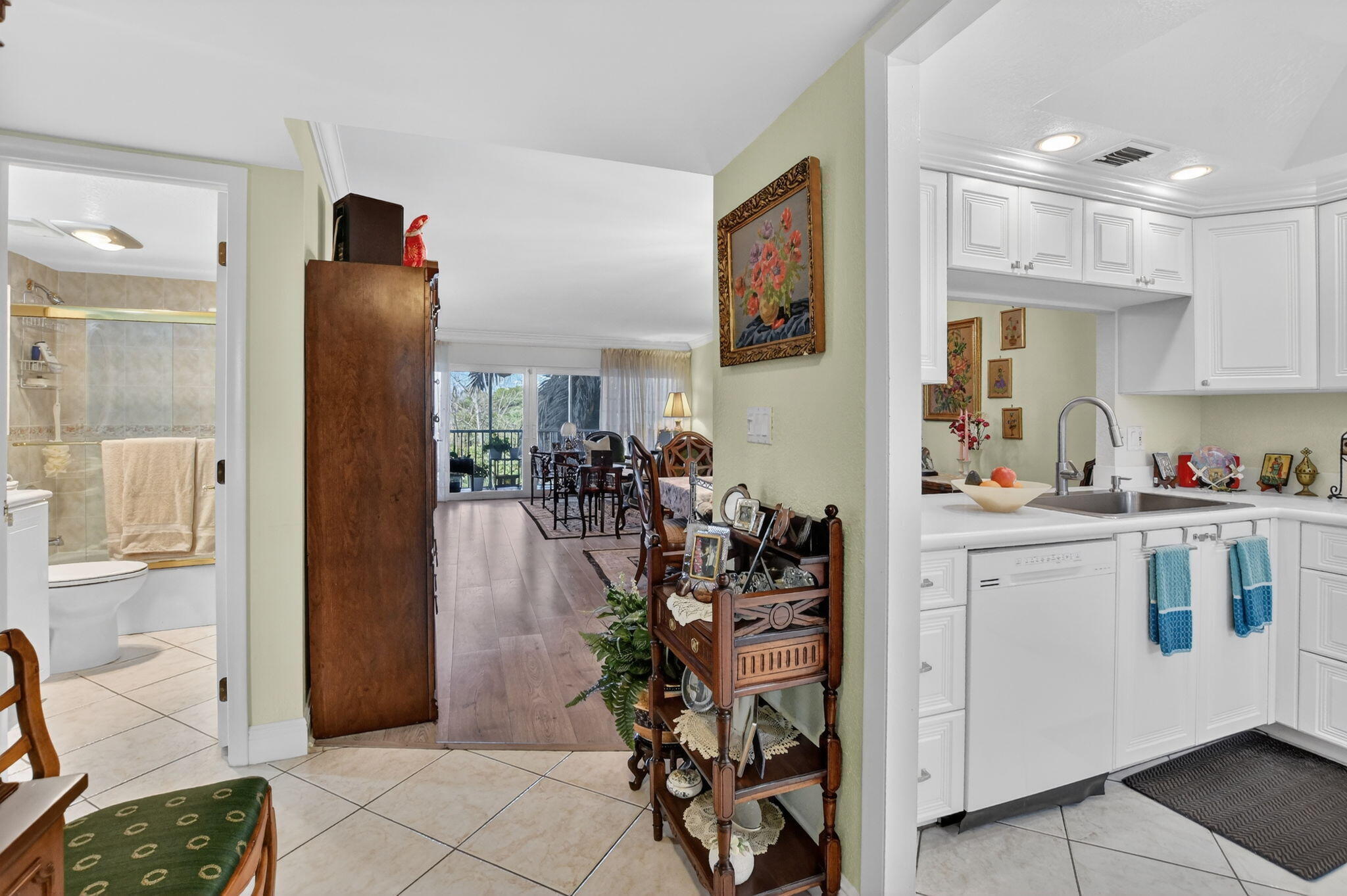Entryway 2
