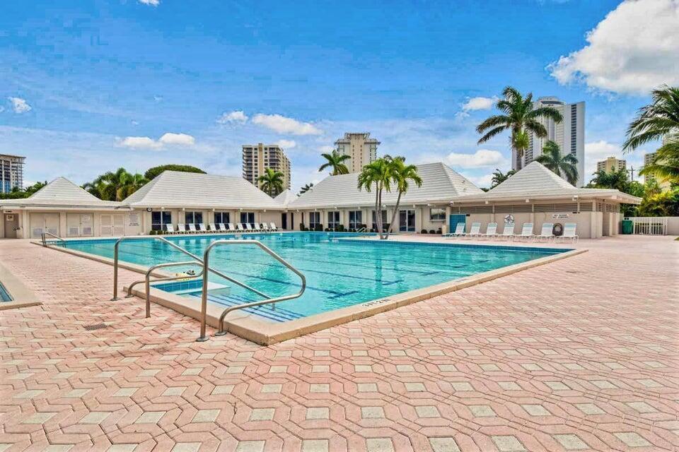 HEATED POOL