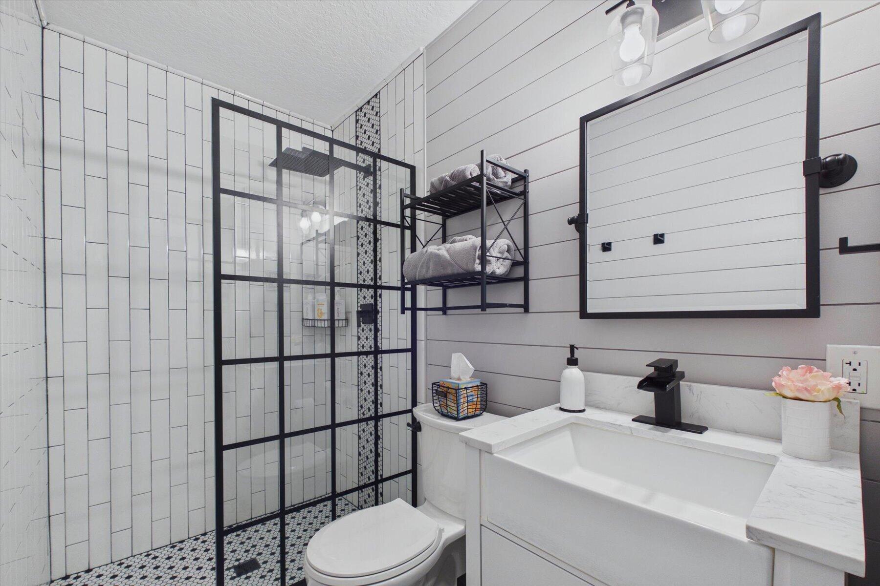 2nd Bedroom Bath