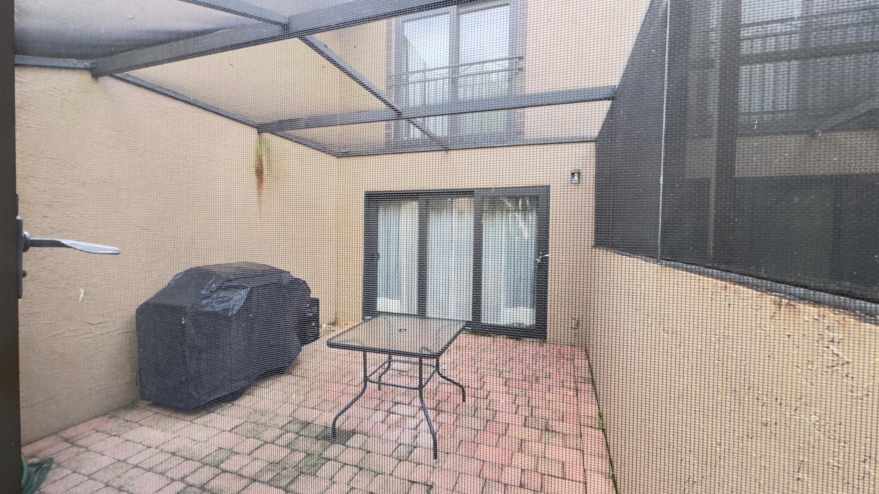 Screened Patio