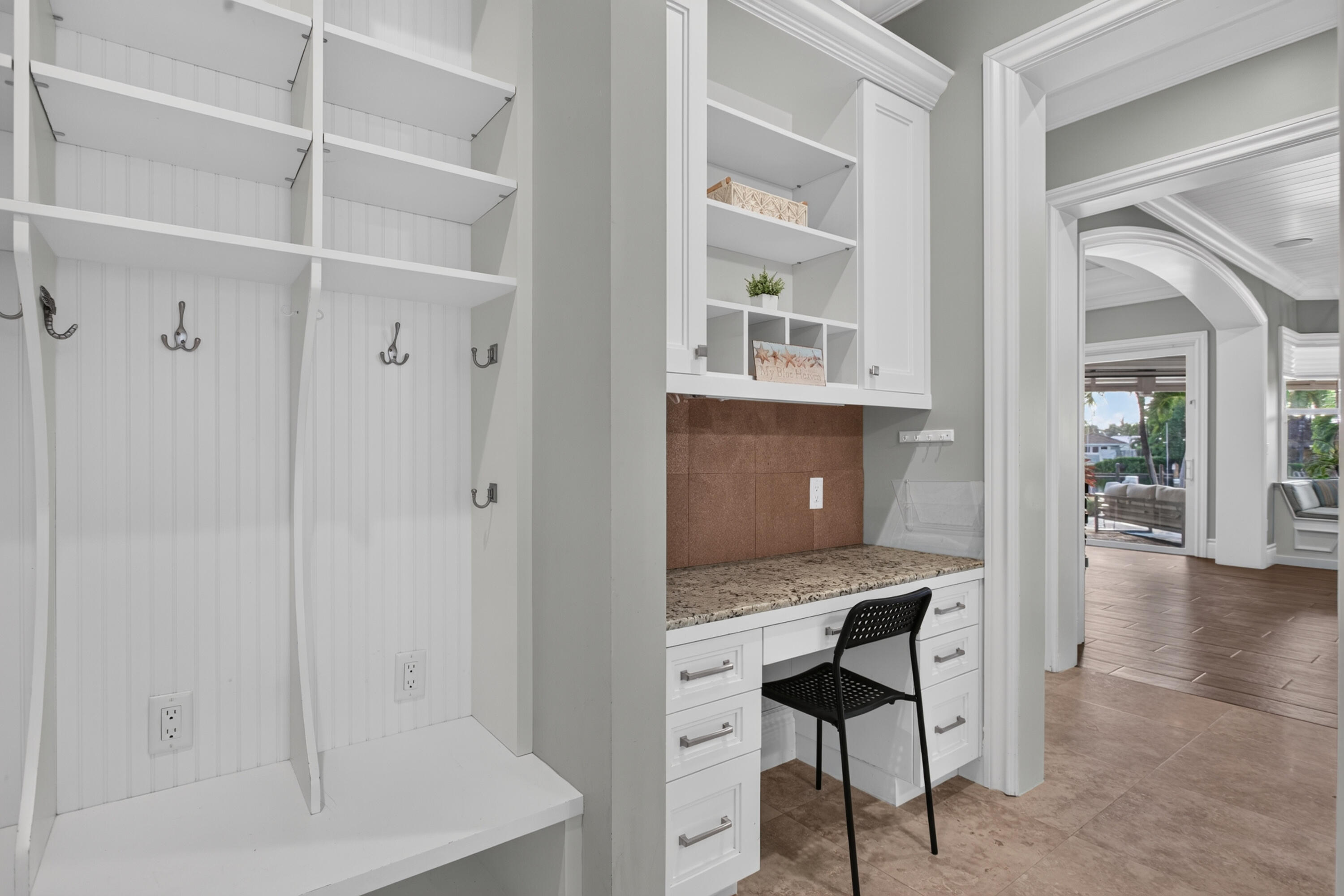 Mudroom/Built In desk off of garage