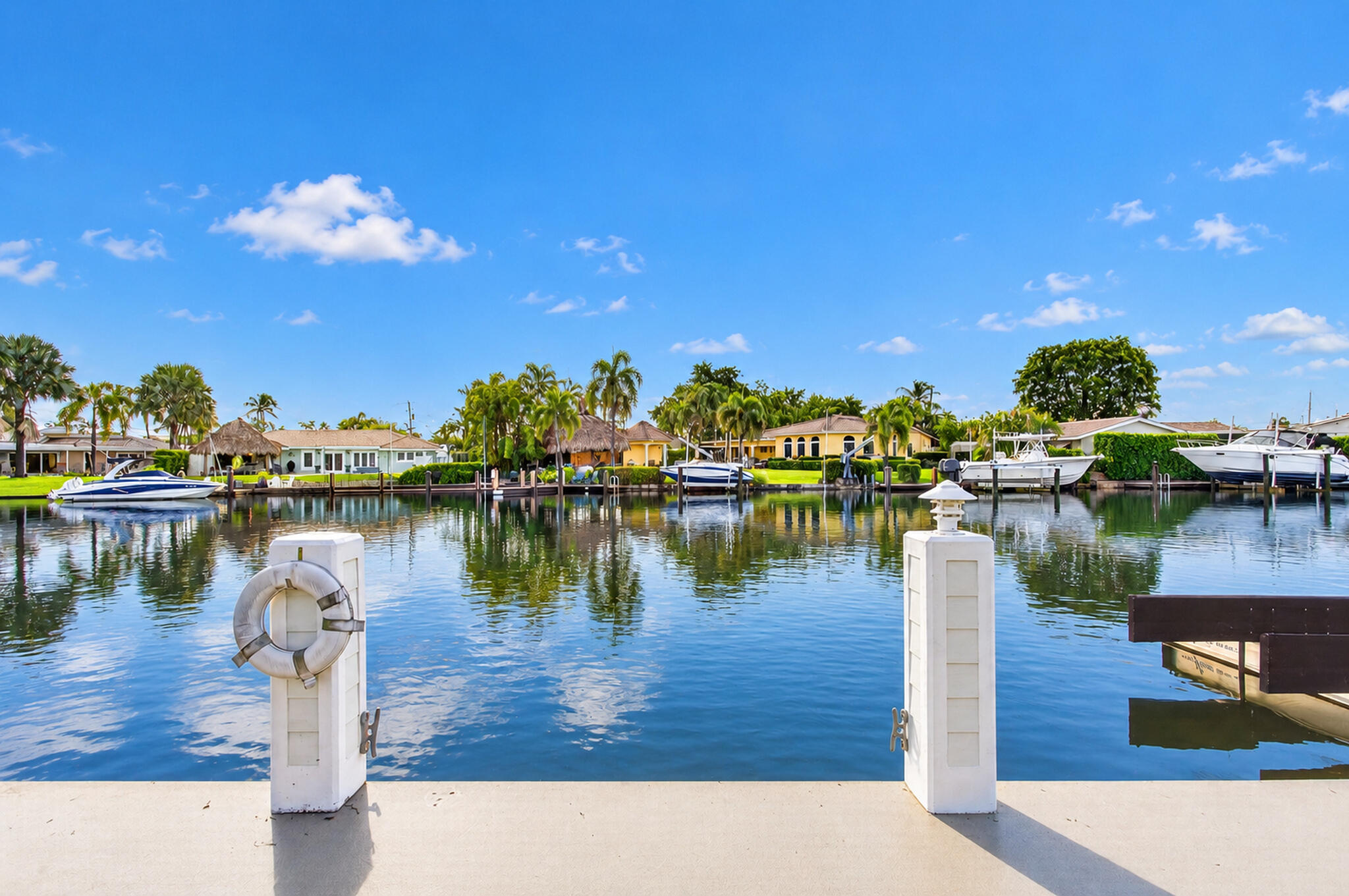 Gorgeous wide canal views!