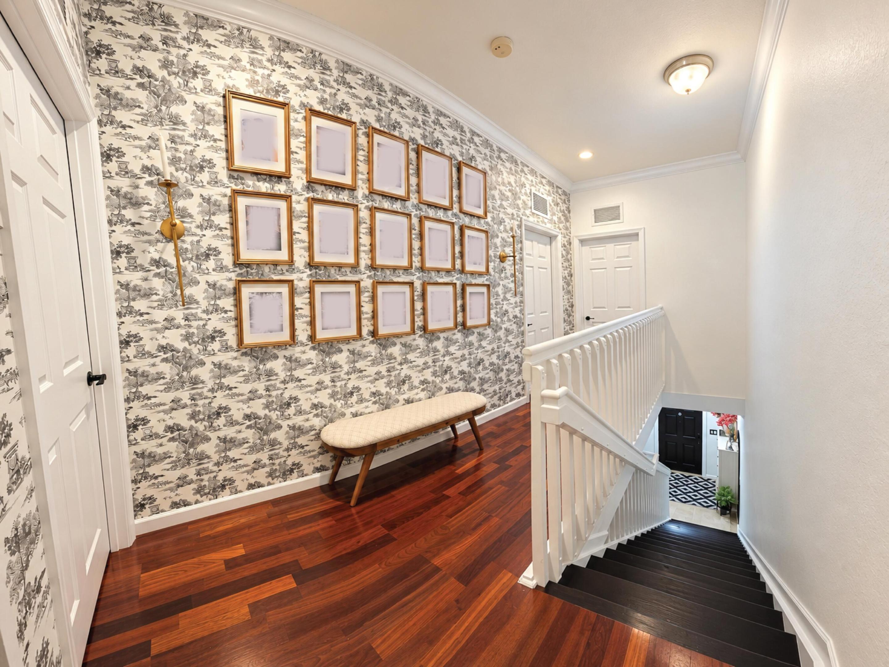 22 - Upstairs Hall 1