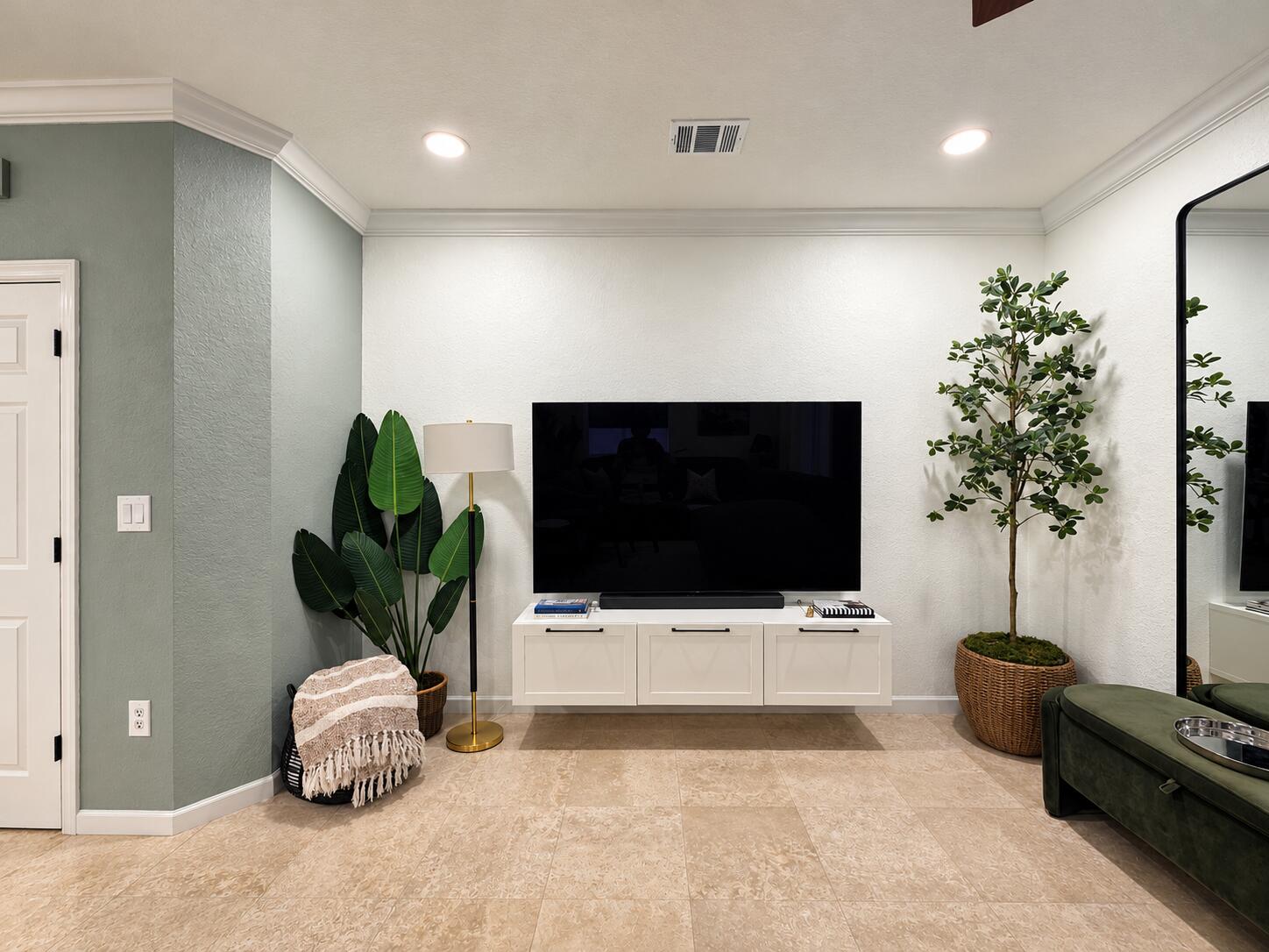 15 - Main Floor