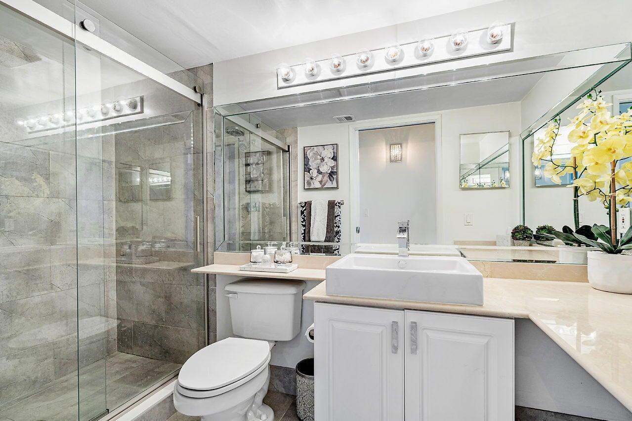 HBC 406 Guest Bath