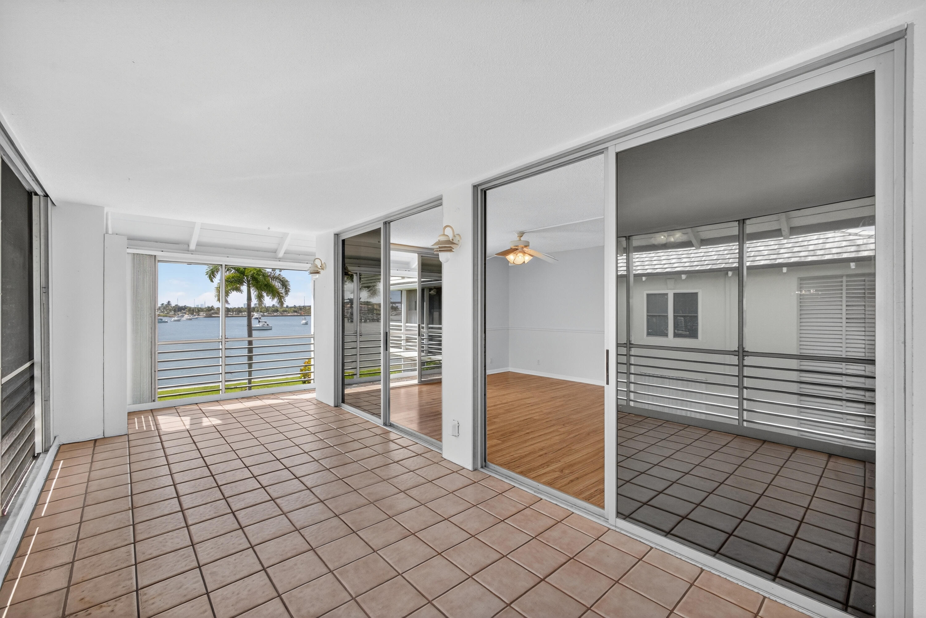 FLORIDA ROOM