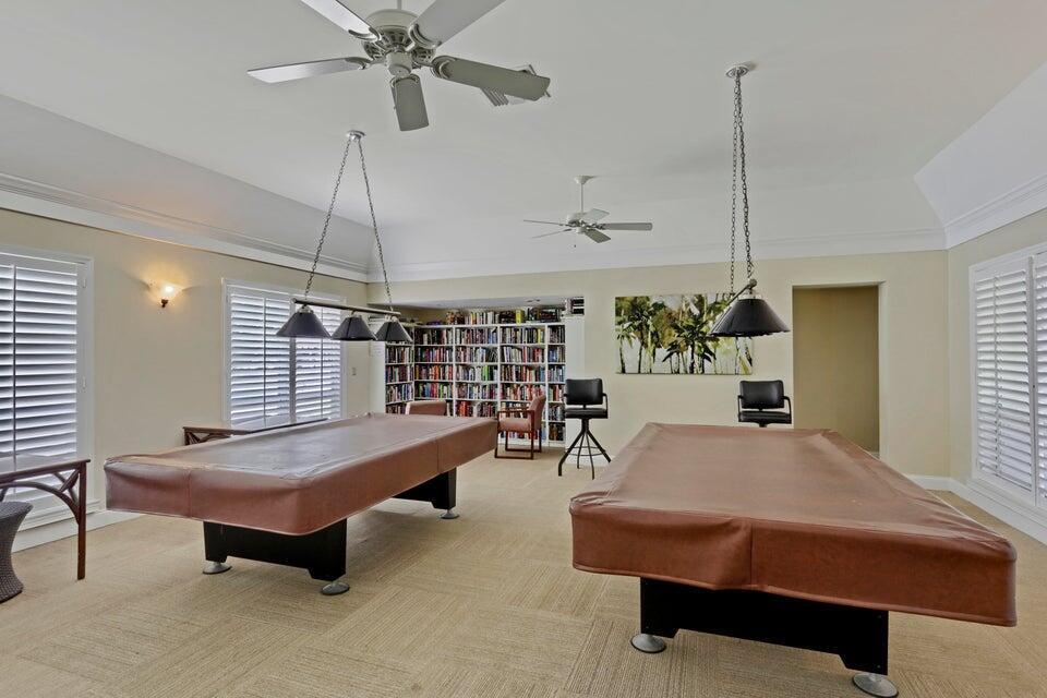 BILLARDS