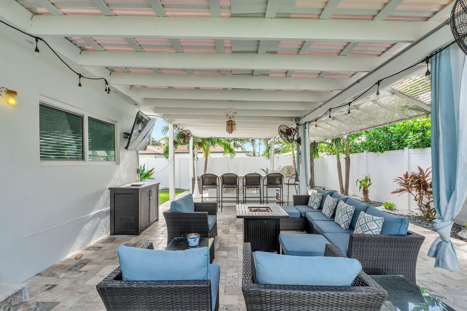 covered seating area close up