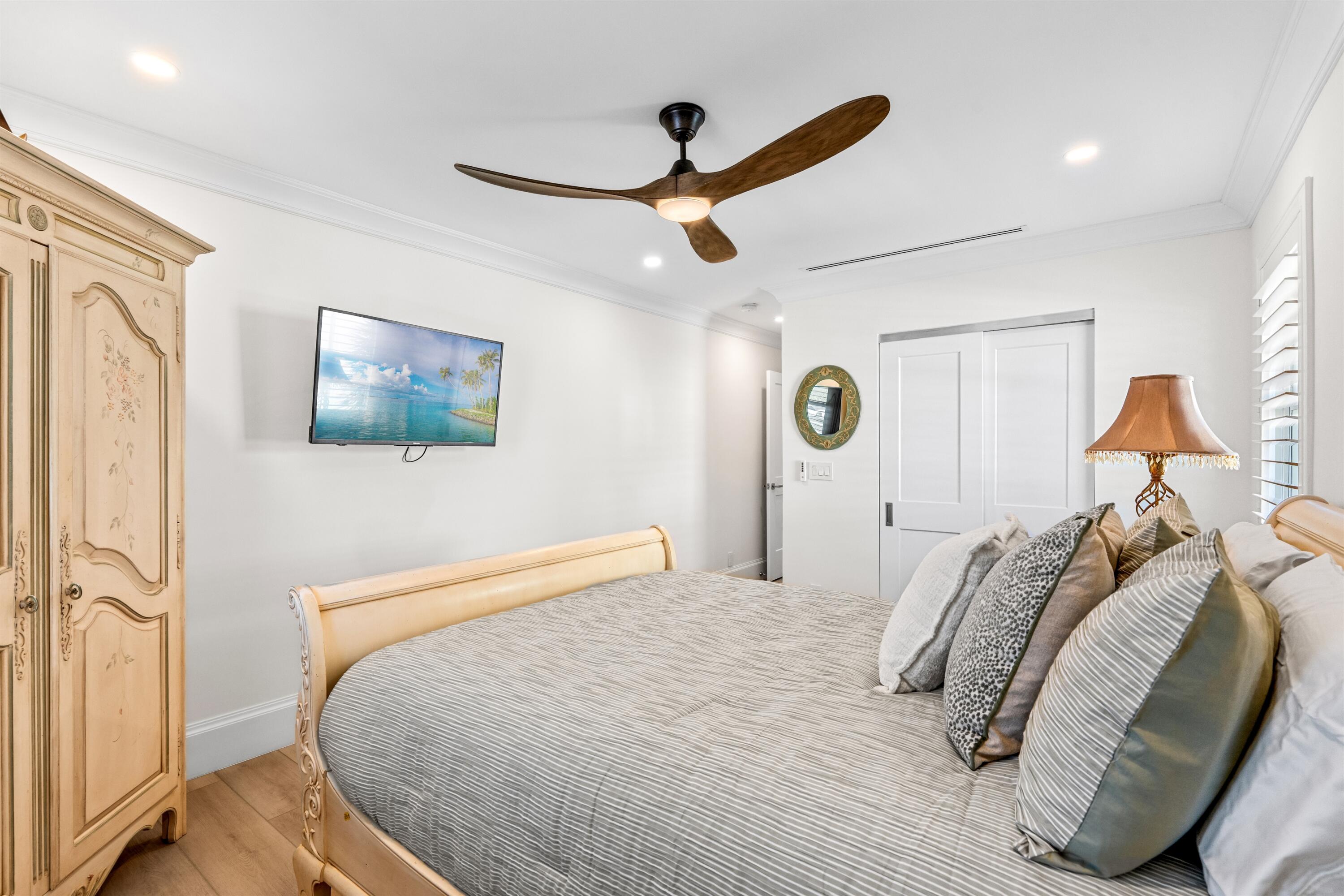 BEDROOM_3_ANGLE