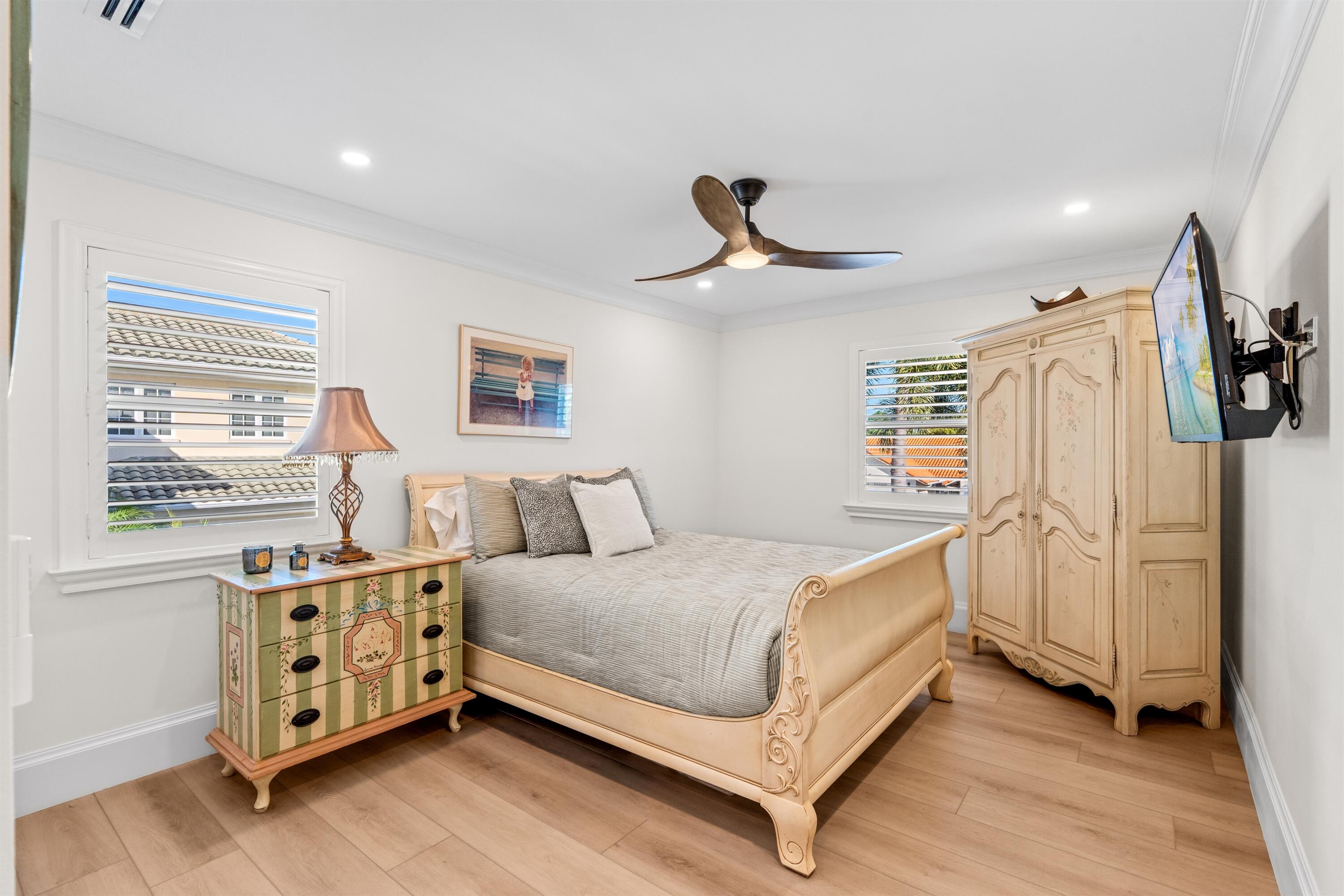 BEDROOM_3