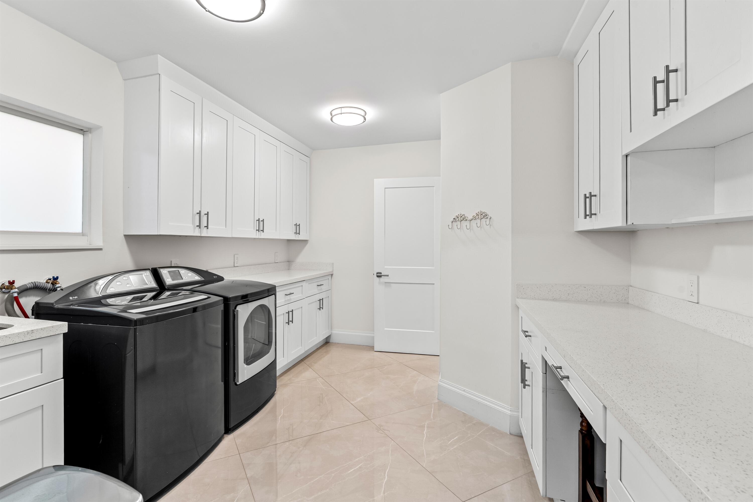 LAUNDRY_ROOM